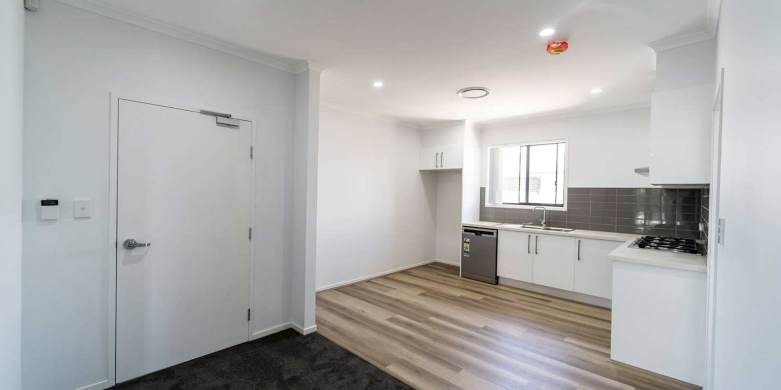 4/14 Dhaka Circuit Schofields