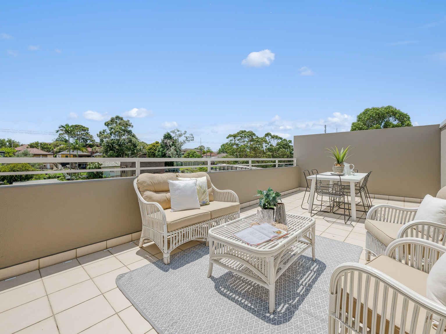 83/20 Close Street Canterbury