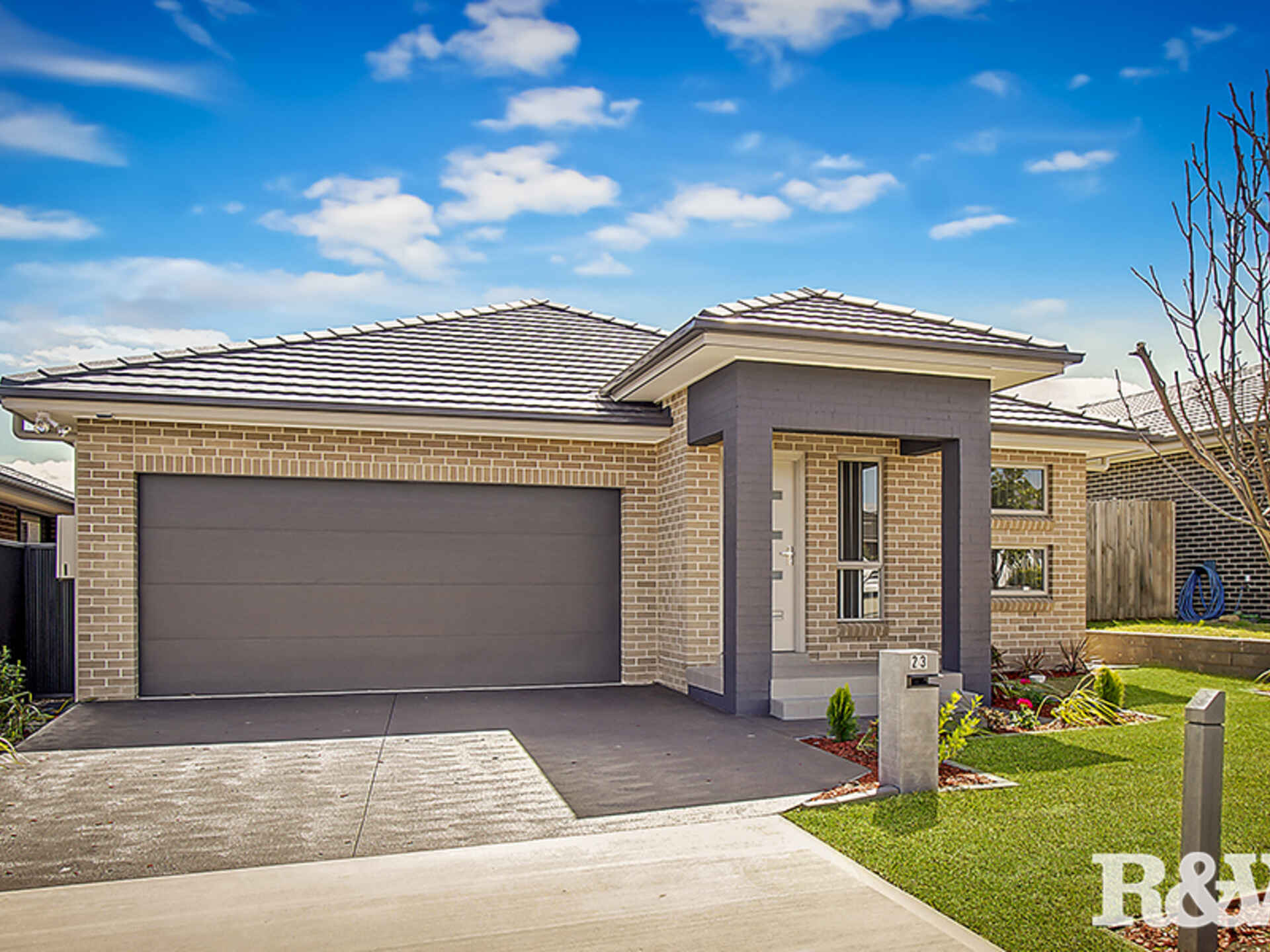 23 Richards Loop Oran Park