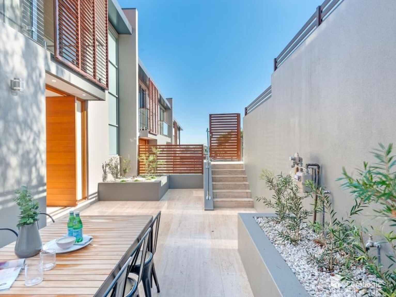 3/68 St Albans street Abbotsford