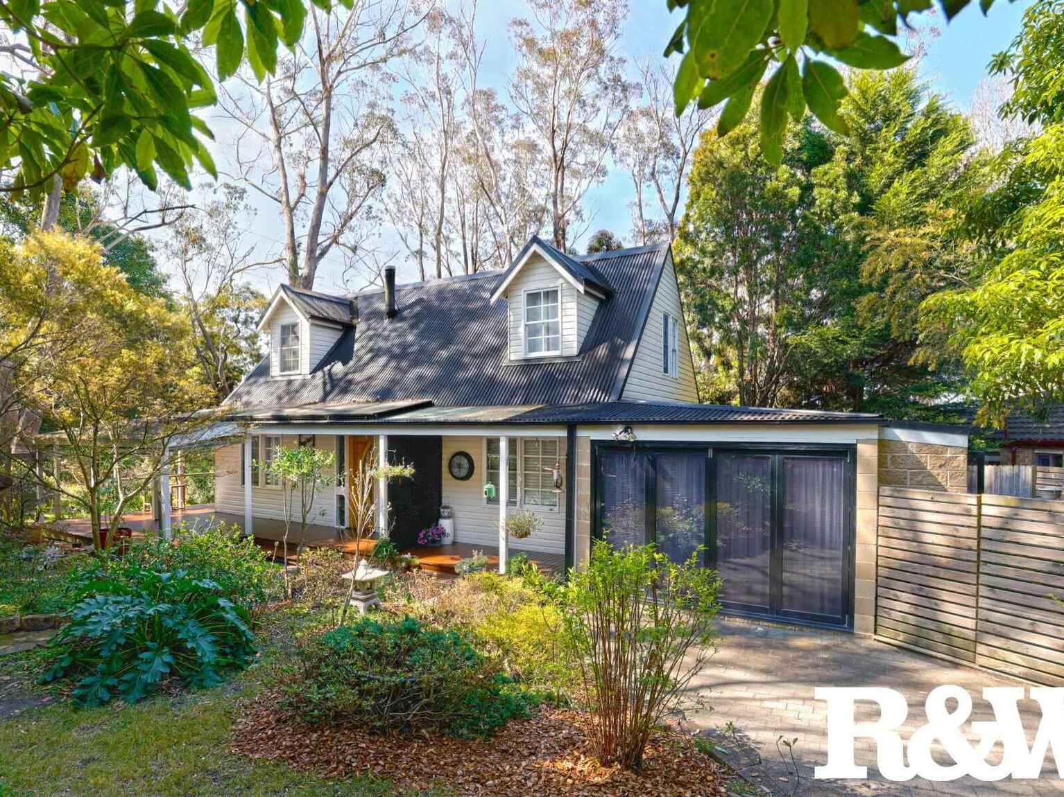 55 Hall Parade Hazelbrook