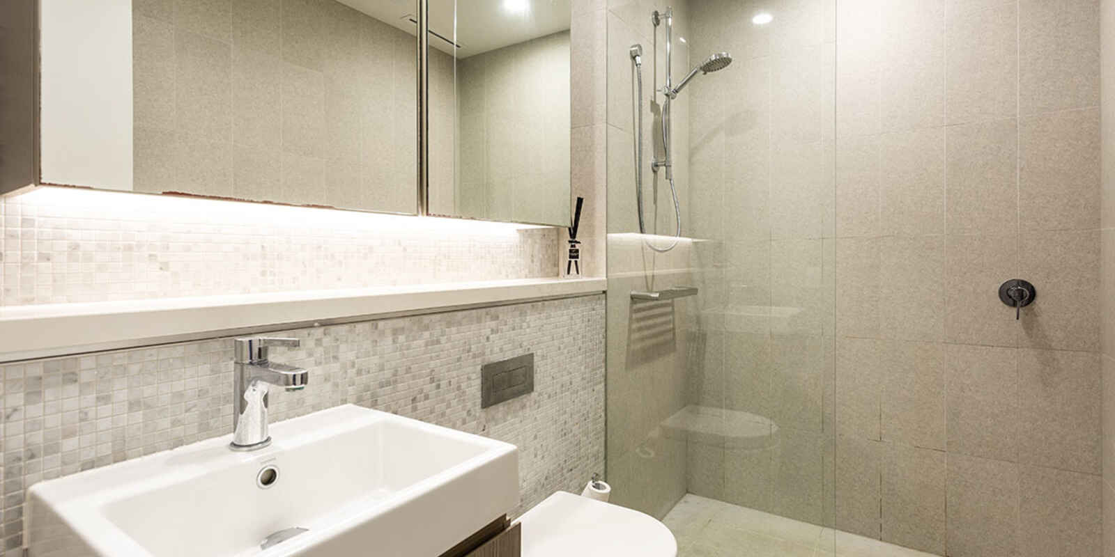 702/225 Pacific Highway North Sydney