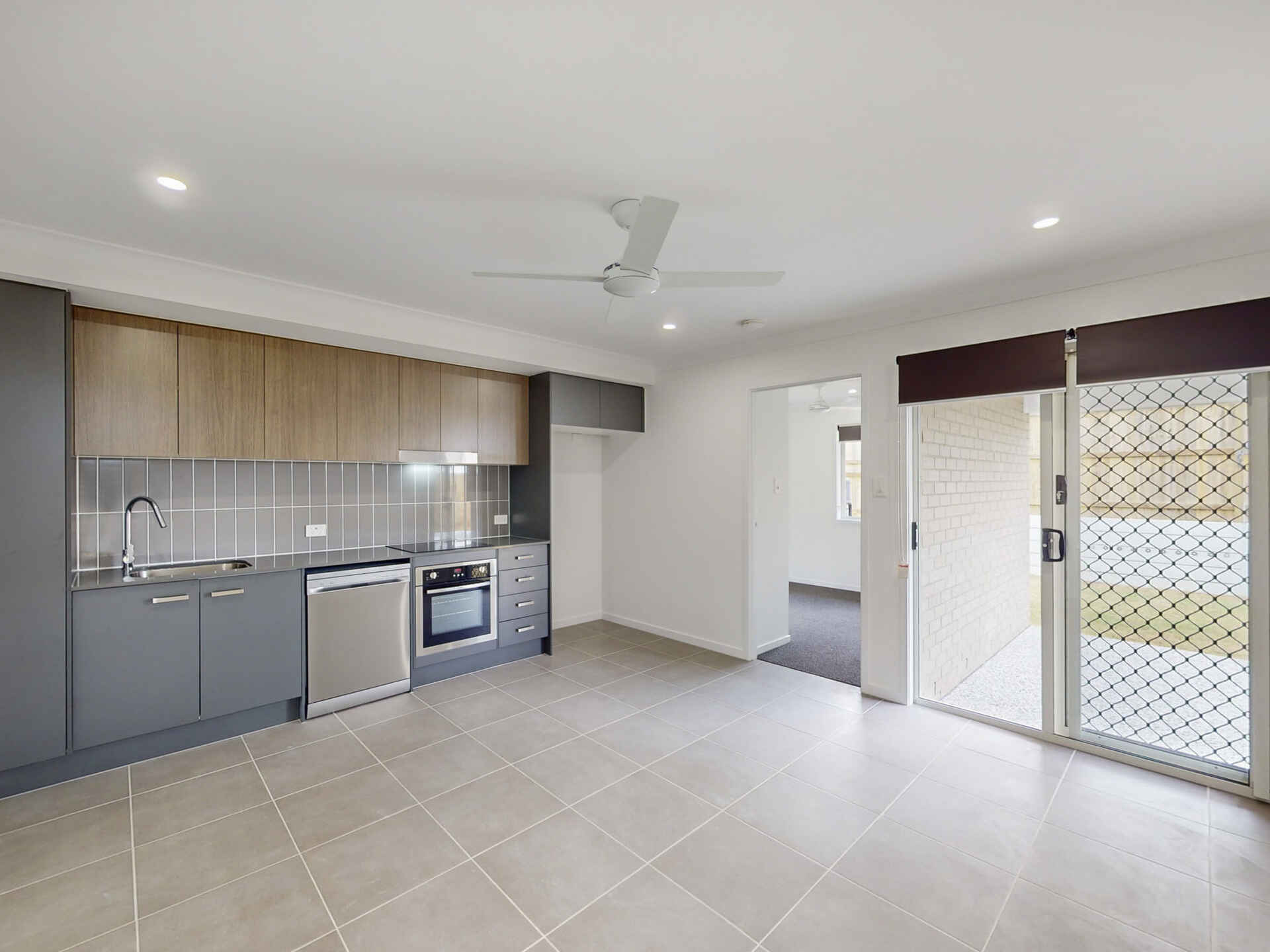 2/9 Platell Street Logan Reserve