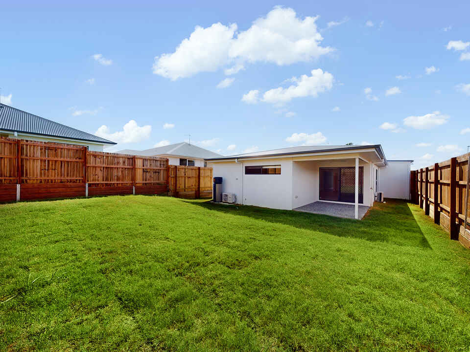 22 Basswood Circuit Park Ridge