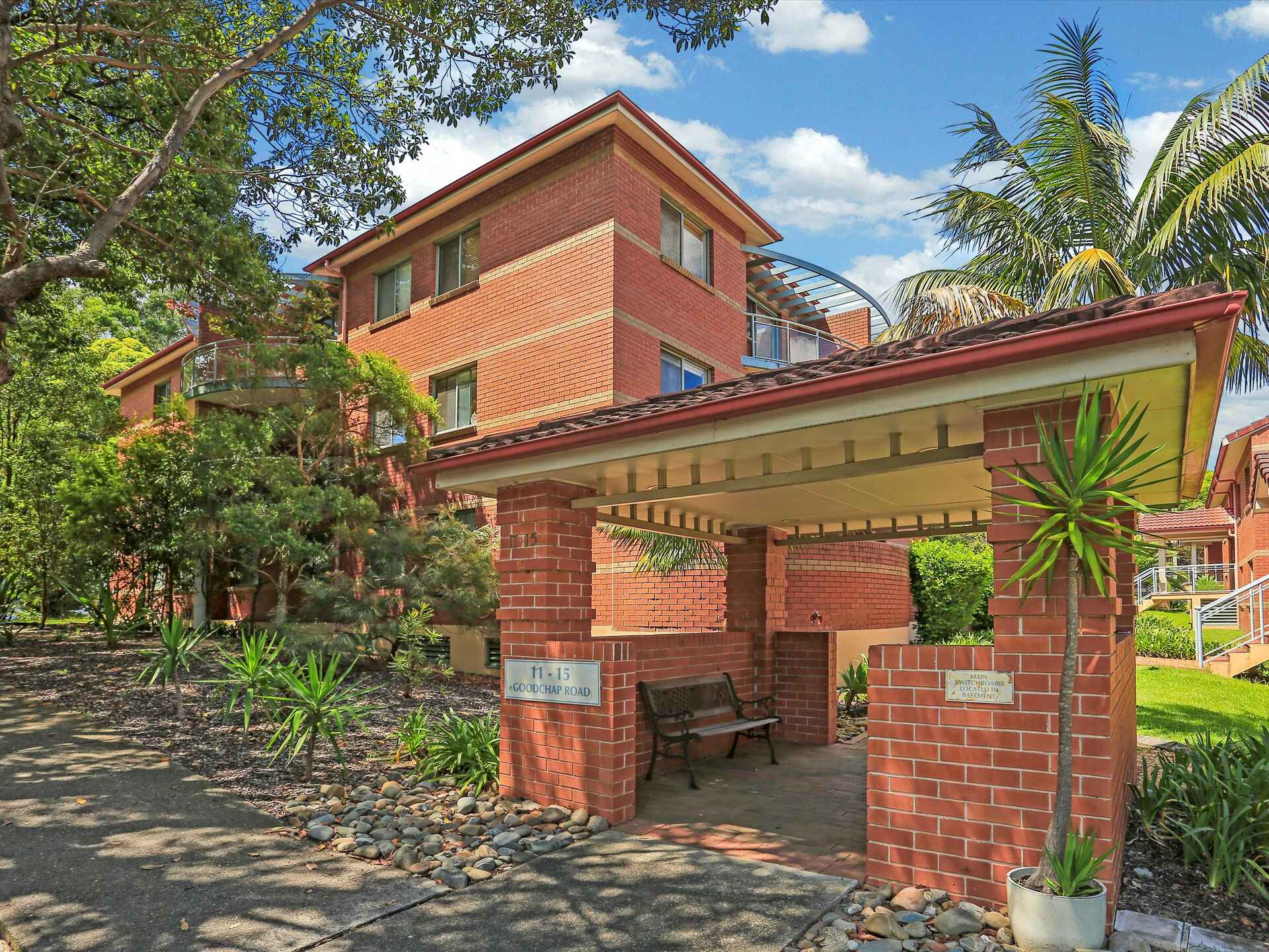 18/11 Goodchap Rd Chatswood