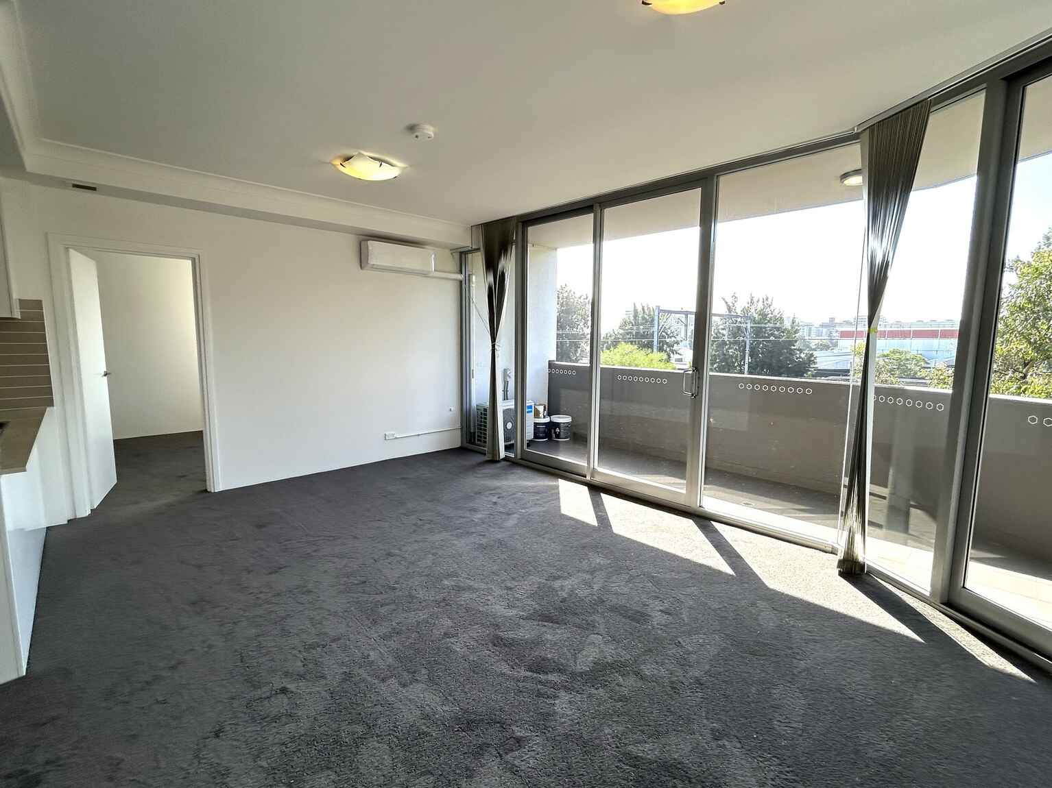 308/9-11 Wollongong Road Arncliffe