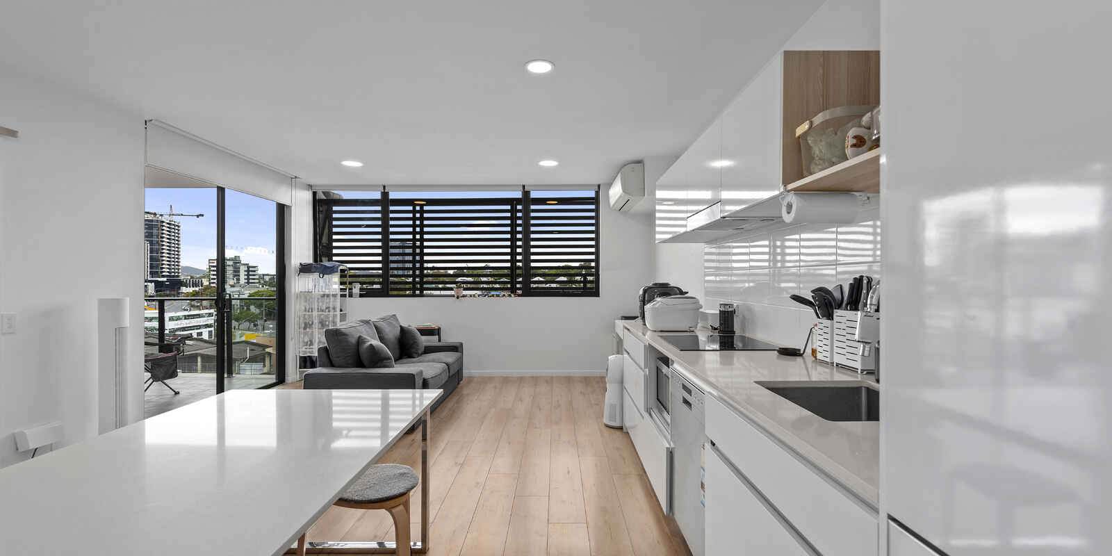 508/21 Nile Street Woolloongabba