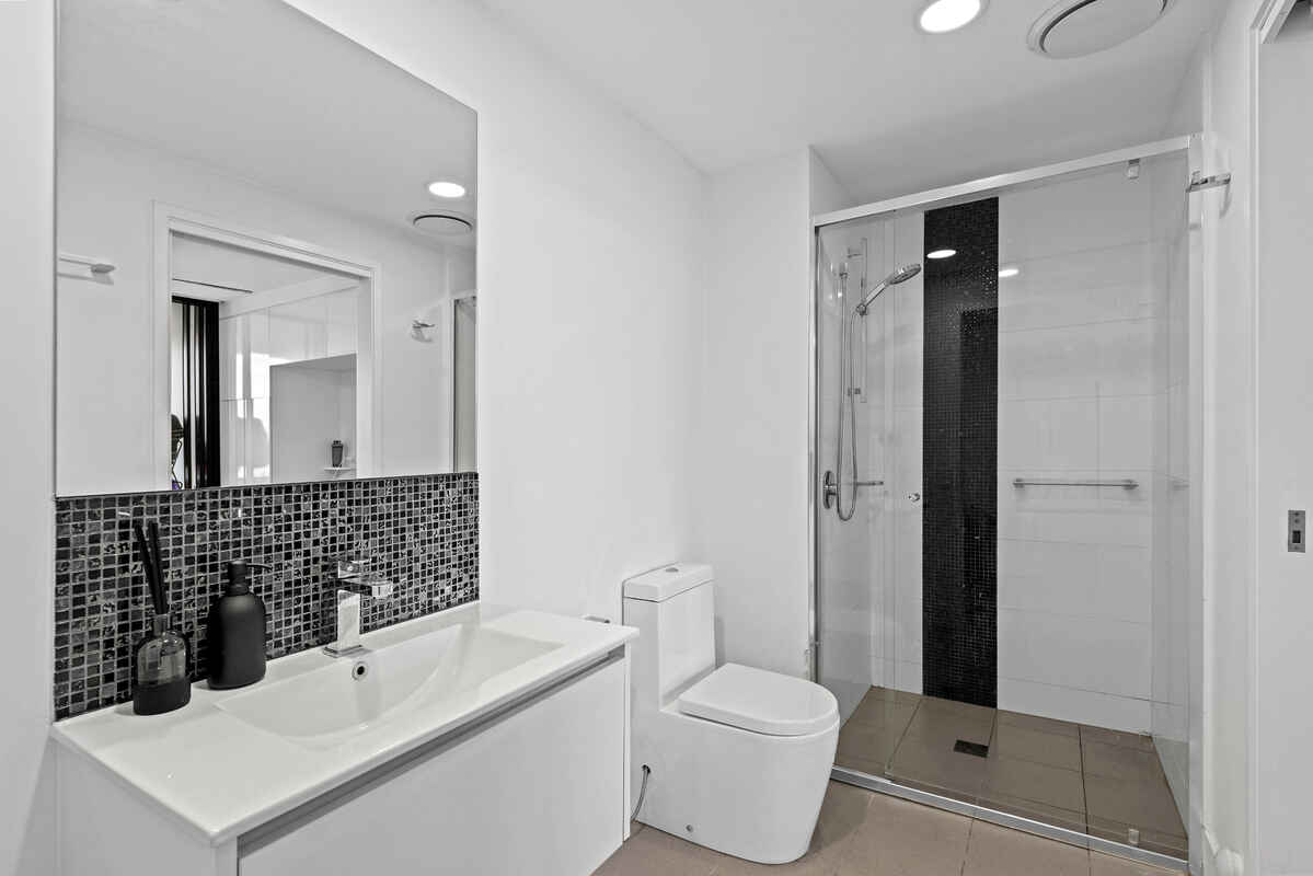 508/21 Nile Street Woolloongabba