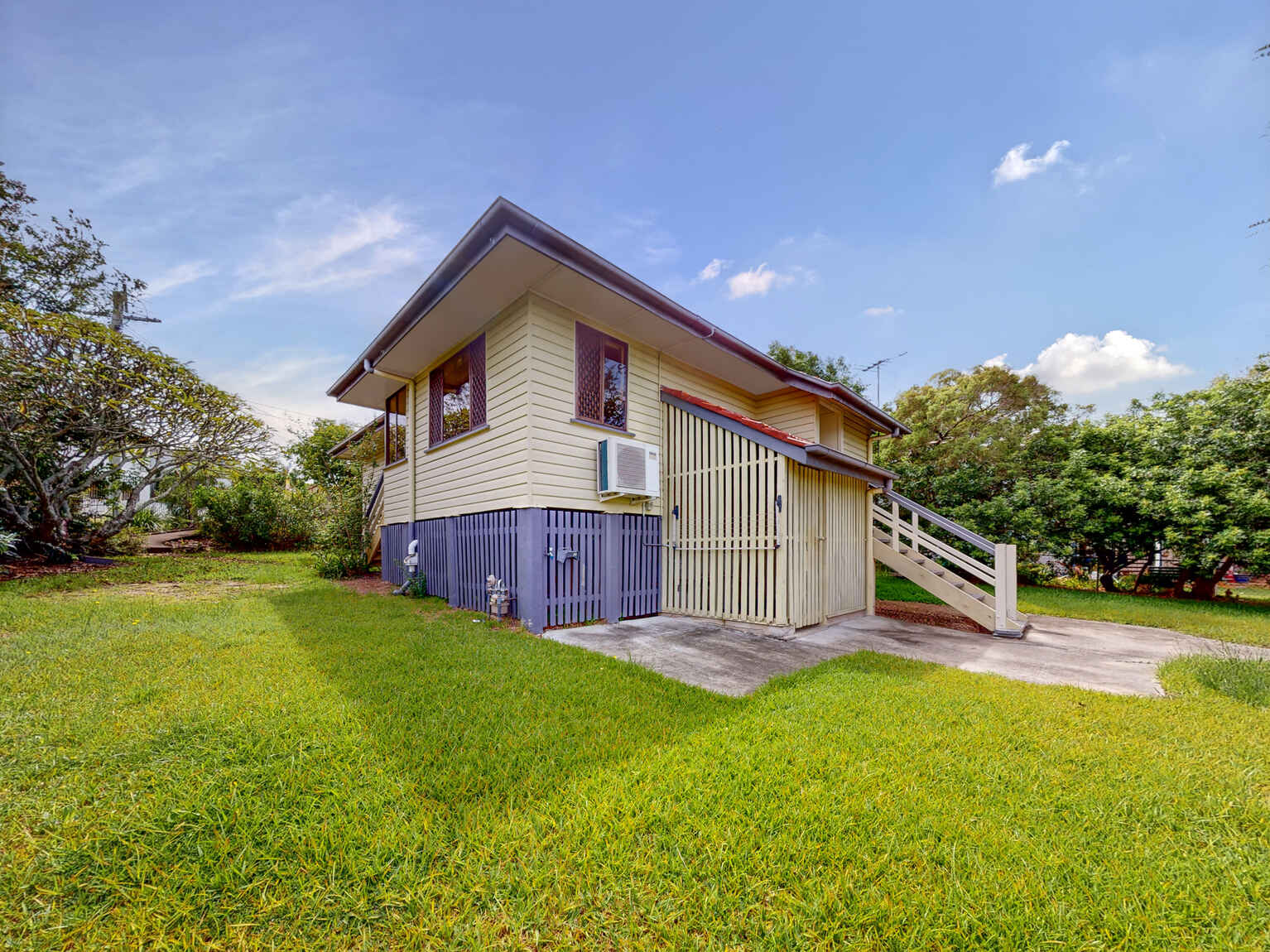 32 Thuruna Street Stafford