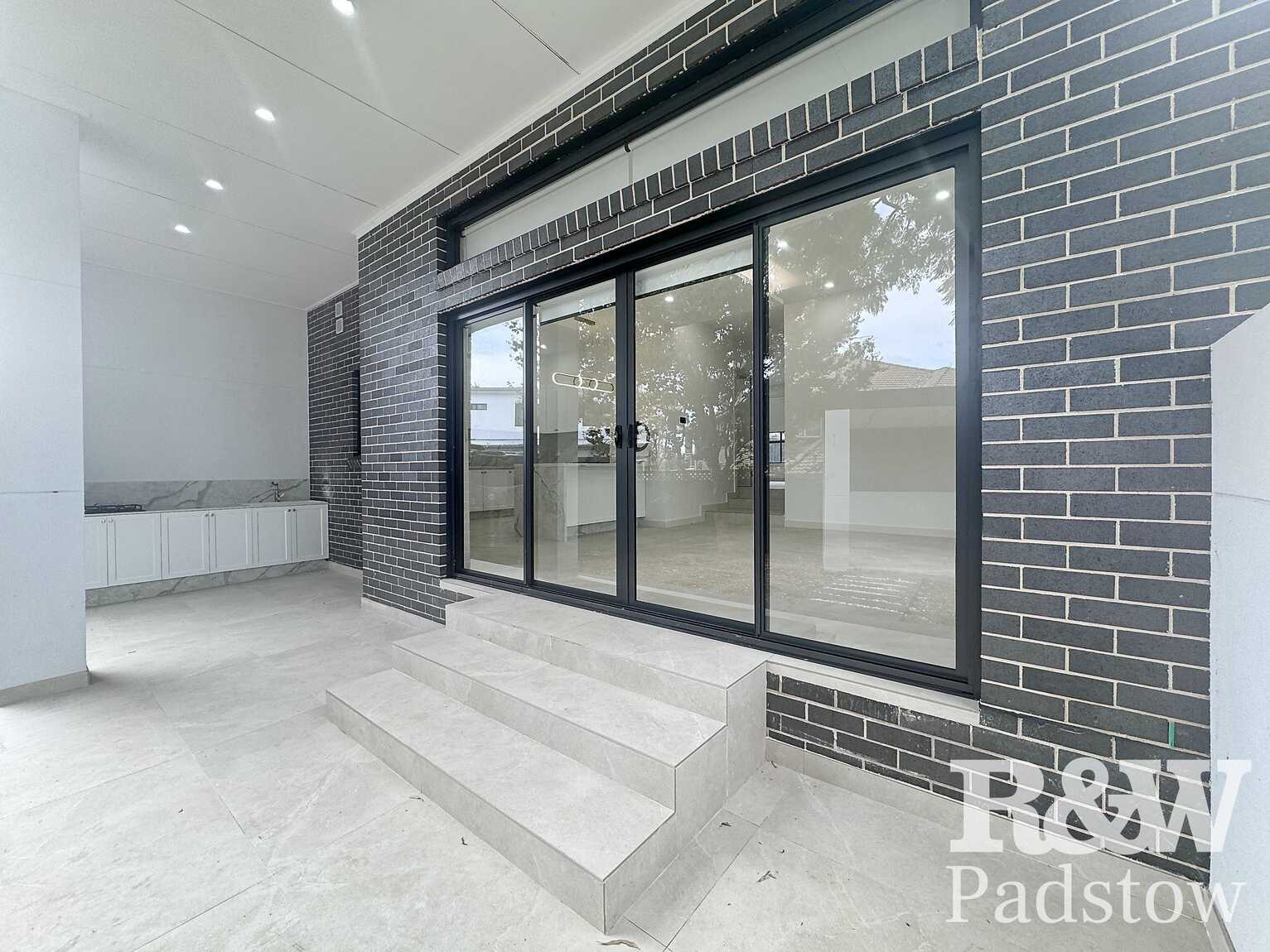 2A Wilberforce Road Revesby