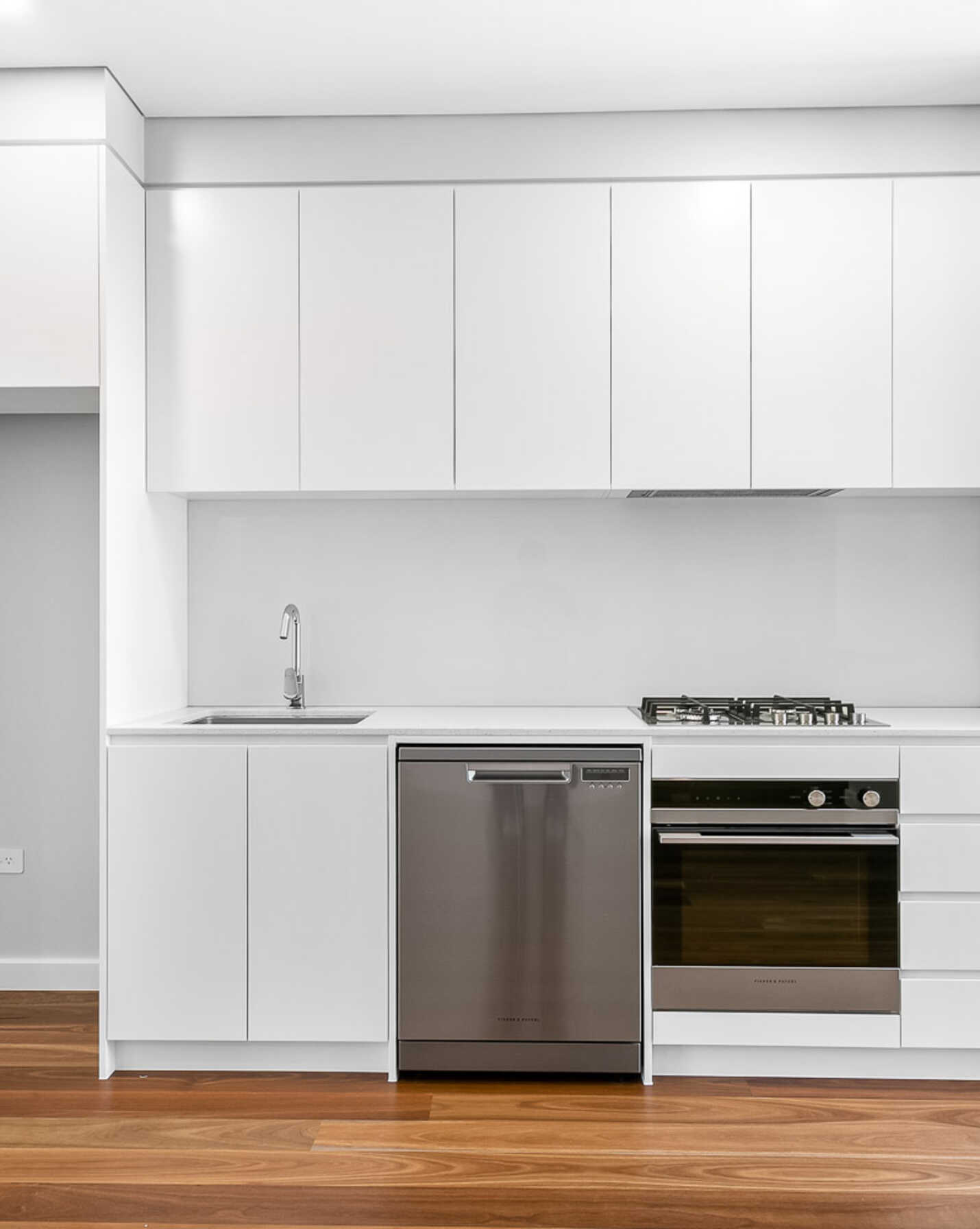 44 ENMORE ROAD Newtown, Newtown - Thumbnail 2