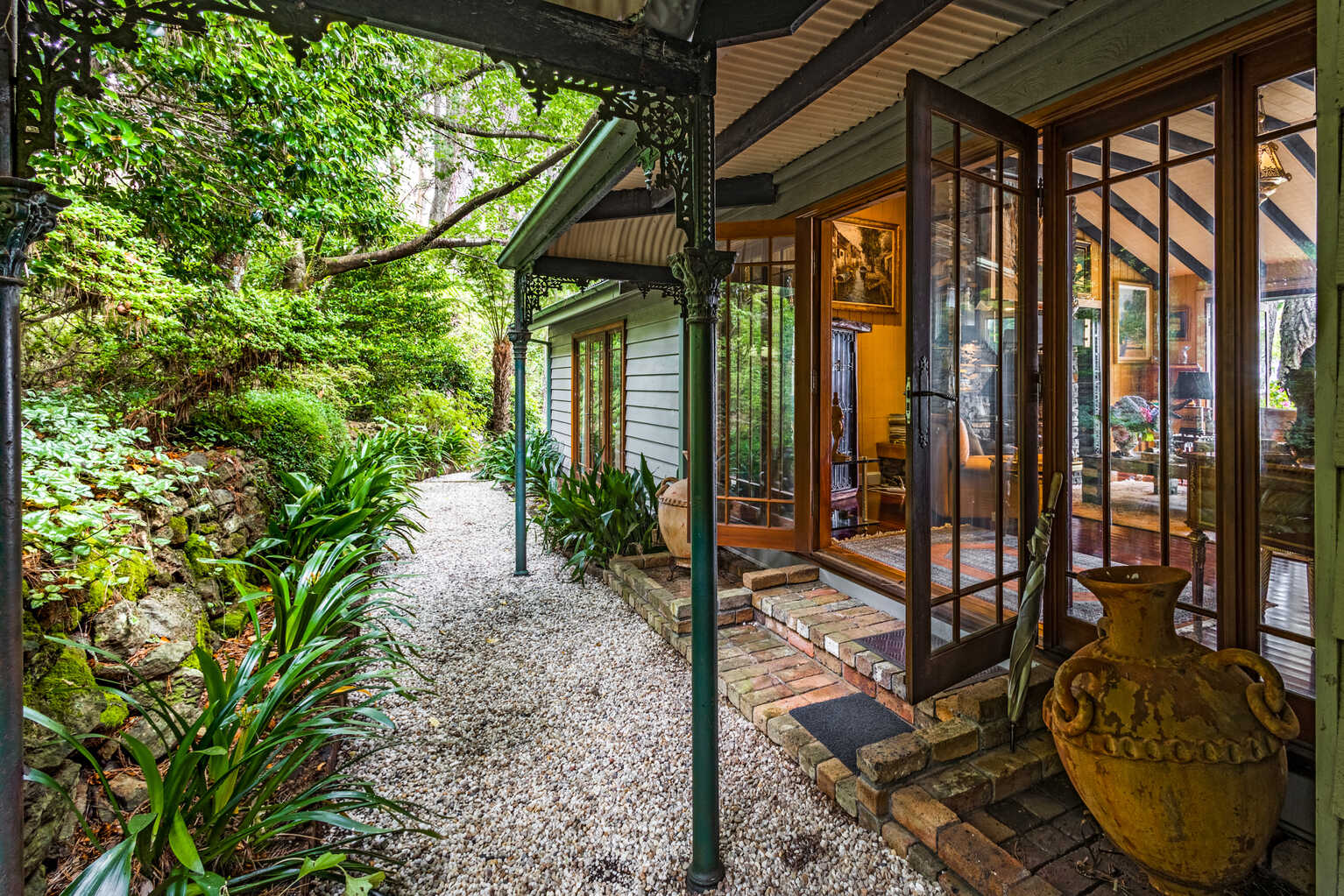 95-97 Mount Irvine Road Mount Wilson 95-97 Mount Irvine Road Mount Wilson
