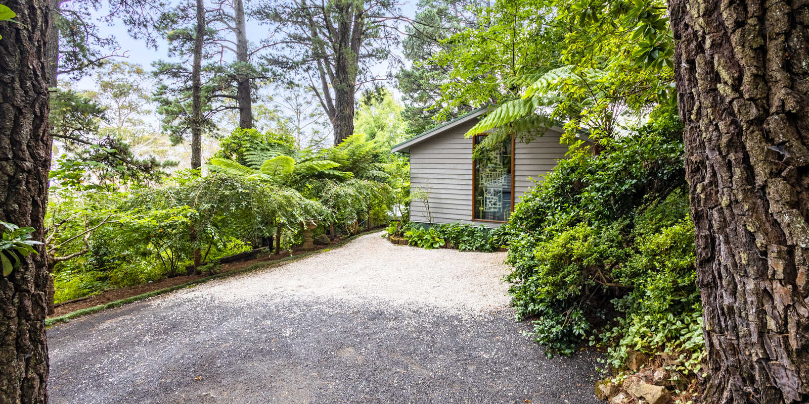 95-97 Mount Irvine Road Mount Wilson 95-97 Mount Irvine Road Mount Wilson