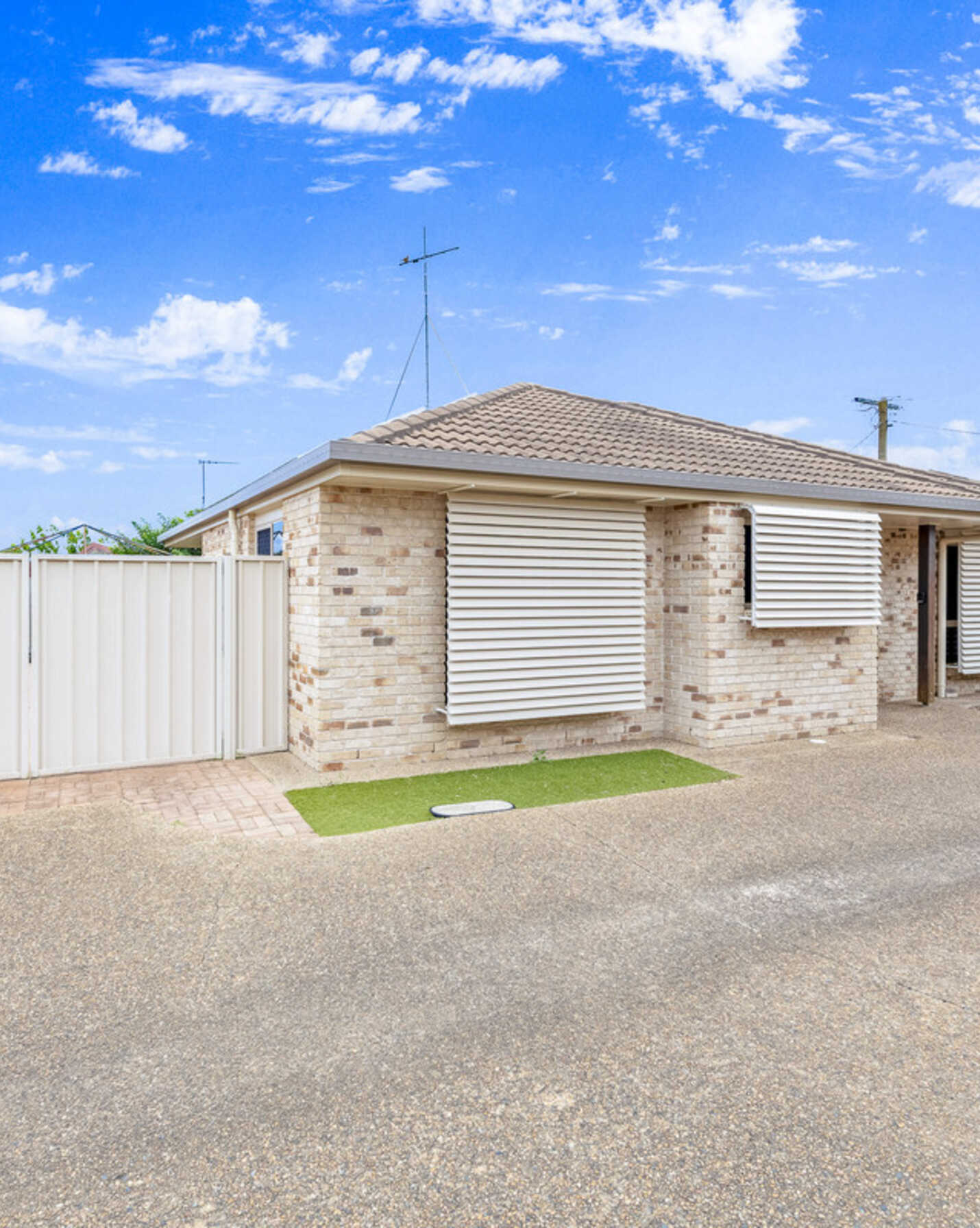 1/19 Payne Street Millbank, Millbank - Thumbnail 2