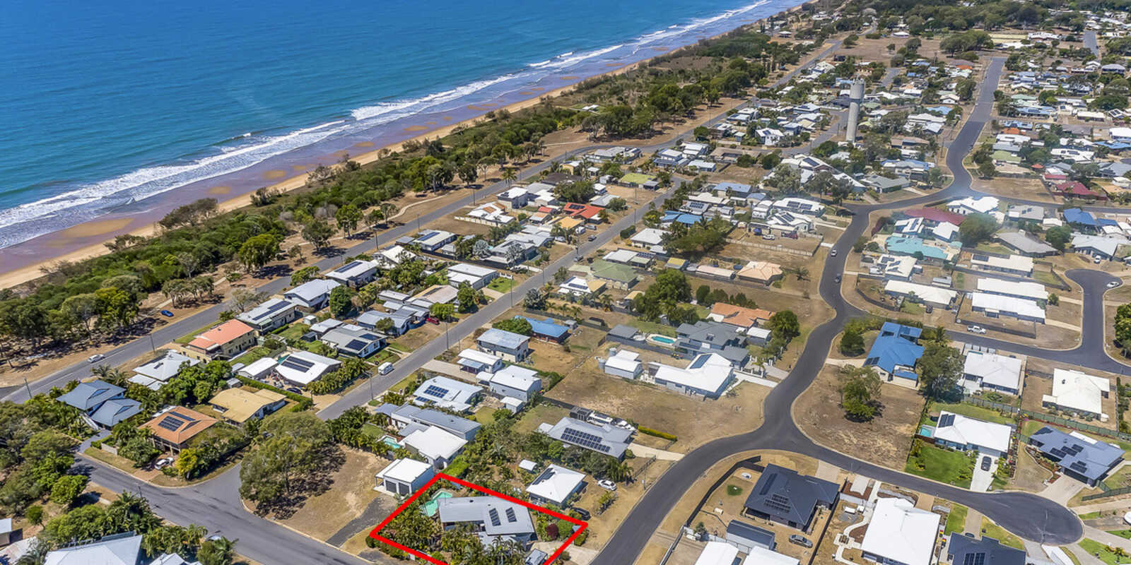 54 Palm View Drive Moore Park Beach 54 Palm View Drive Moore Park Beach