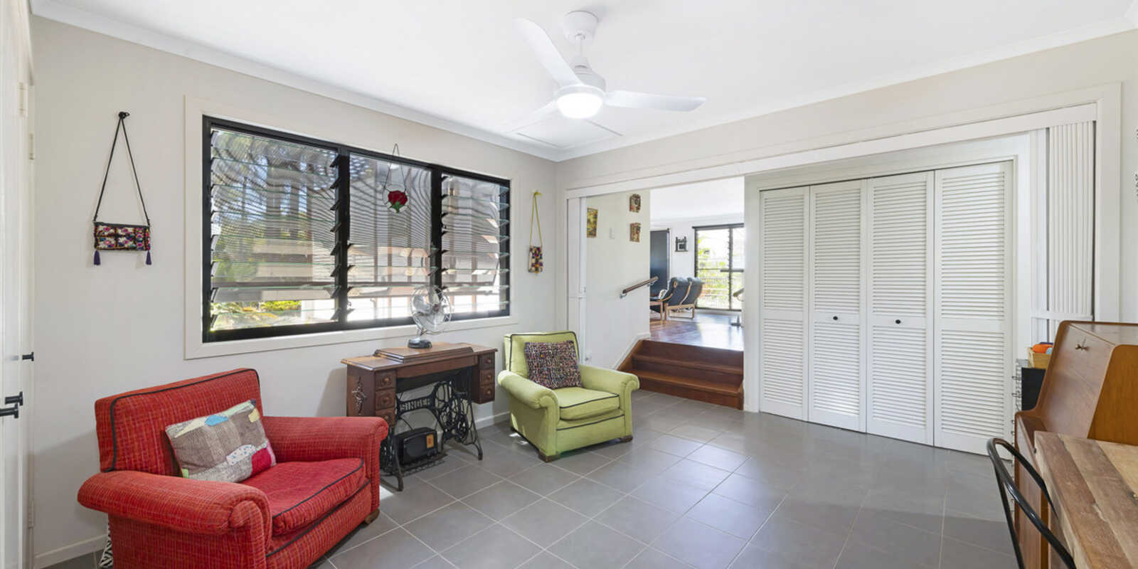 54 Palm View Drive Moore Park Beach 54 Palm View Drive Moore Park Beach