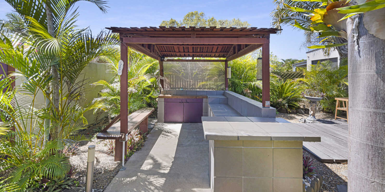 54 Palm View Drive Moore Park Beach 54 Palm View Drive Moore Park Beach