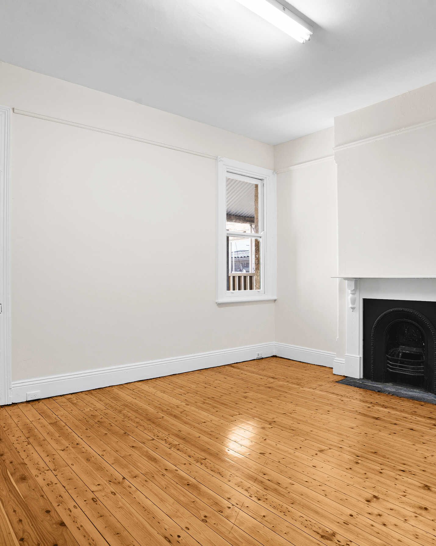 16 Crinan Street Hurlstone Park, Park - Thumbnail 4