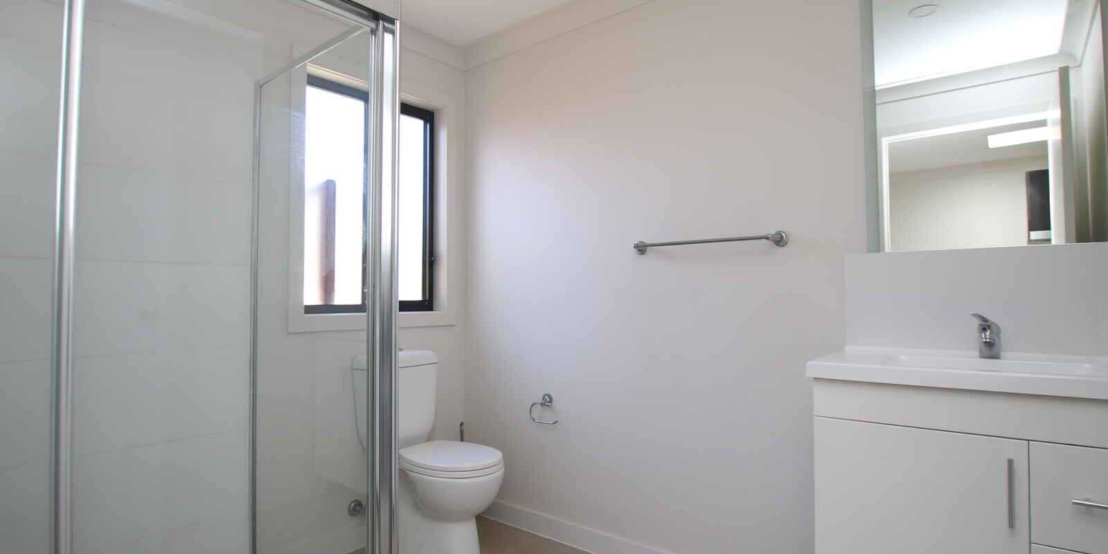 10A Dale Grove Hebersham