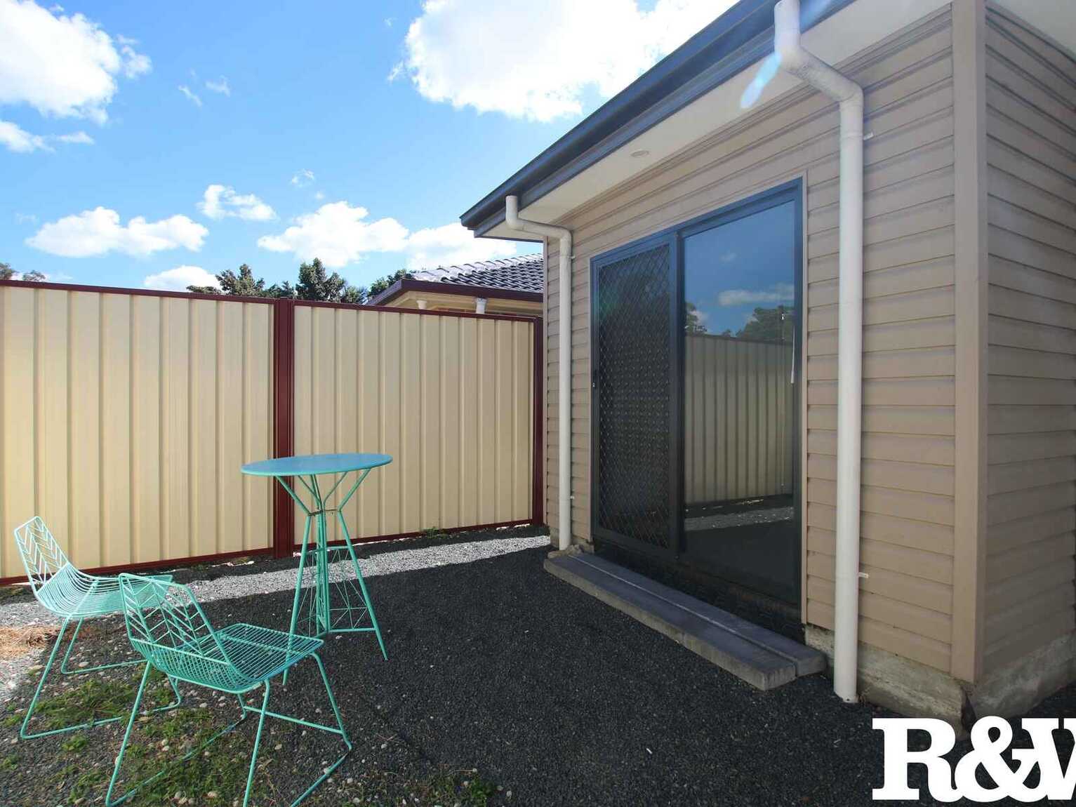 10A Dale Grove Hebersham