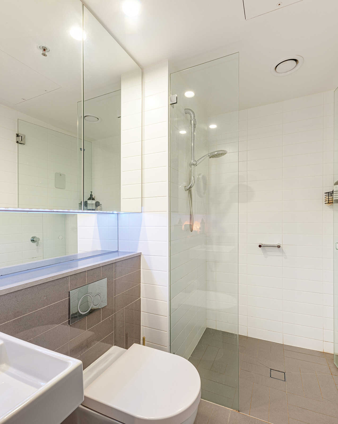 303/138 Walker Street North Sydney, Sydney - Thumbnail 6