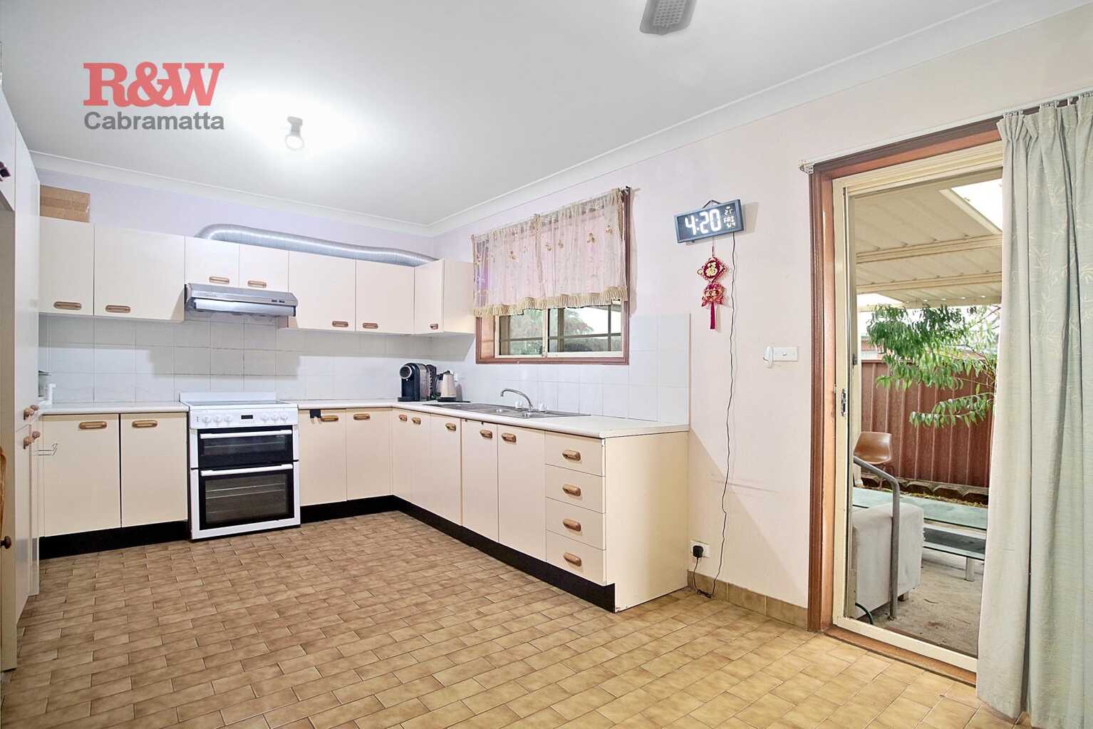 Bareena 4/31 Street Canley Vale Bareena 4/31 Street Canley Vale