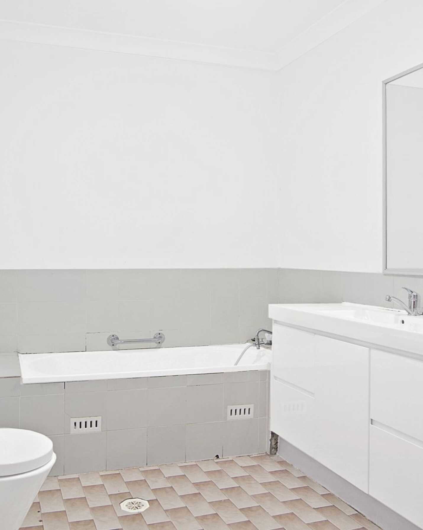 Bareena 4/31 Street Canley Vale, Vale - Thumbnail 5