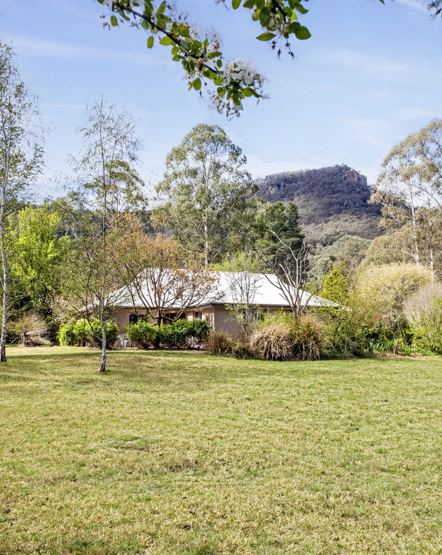 35 Benbow Road Kanimbla, Kanimbla - Thumbnail 3