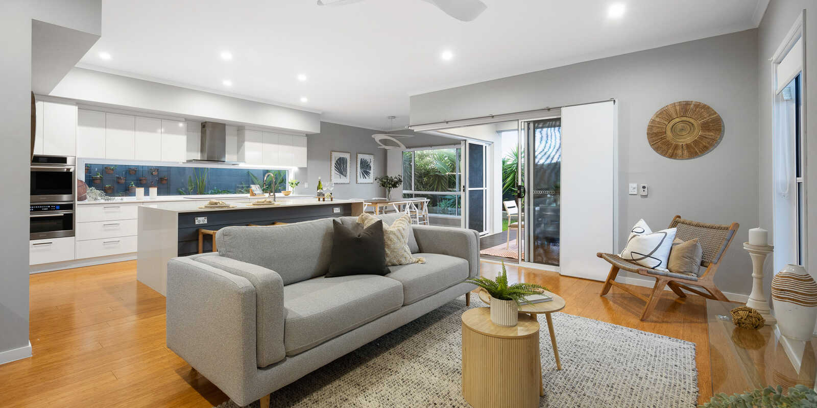 5 Kings Bay Street Yaroomba 5 Kings Bay Street Yaroomba