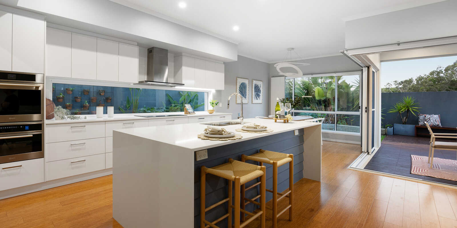 5 Kings Bay Street Yaroomba 5 Kings Bay Street Yaroomba