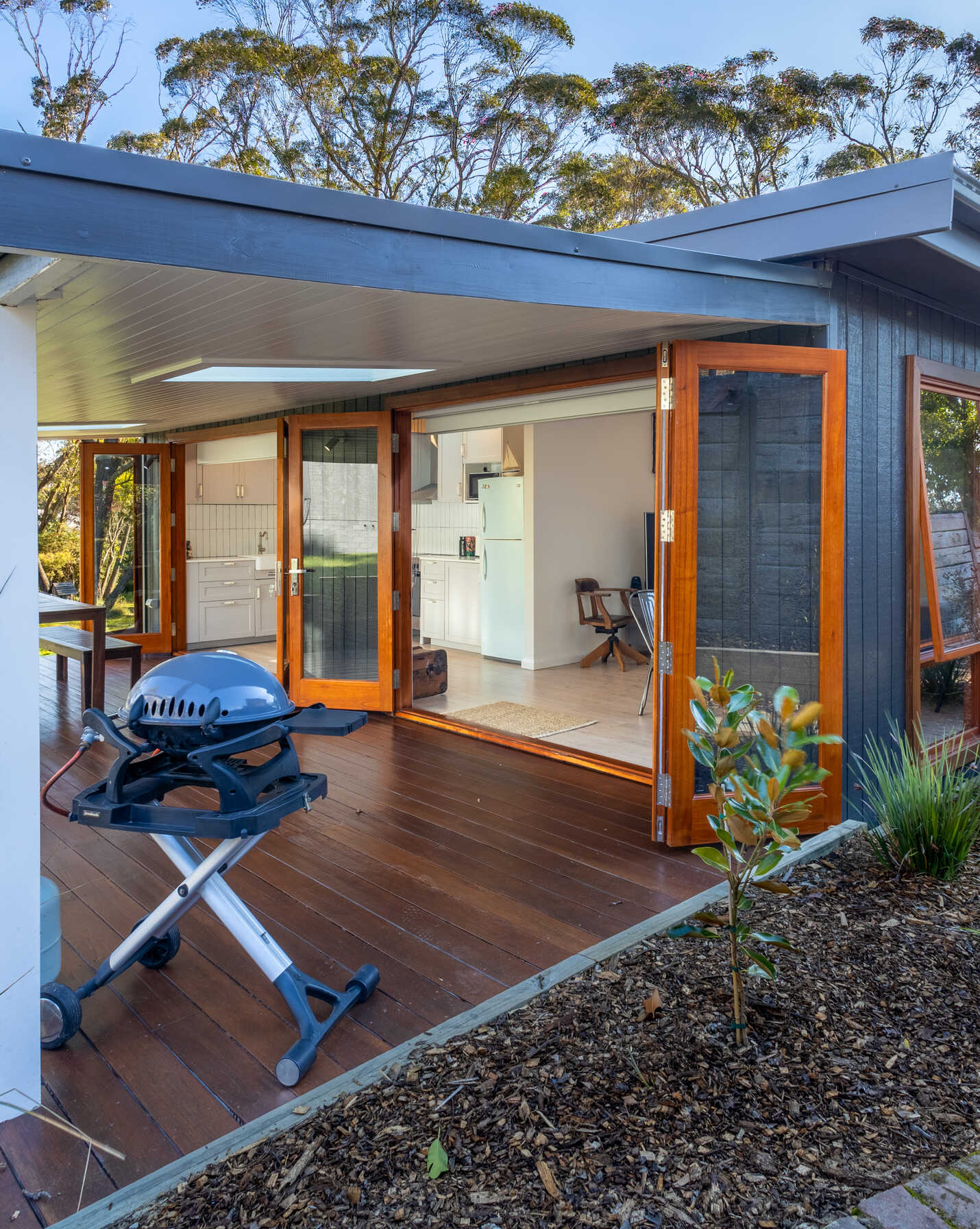 10 Cassilis Street Mount Victoria, Victoria - Thumbnail 4