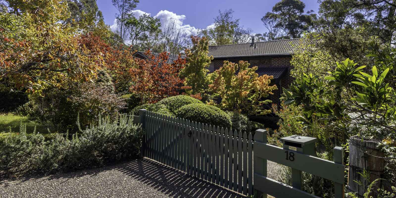 18 Days Crescent Blackheath 18 Days Crescent Blackheath