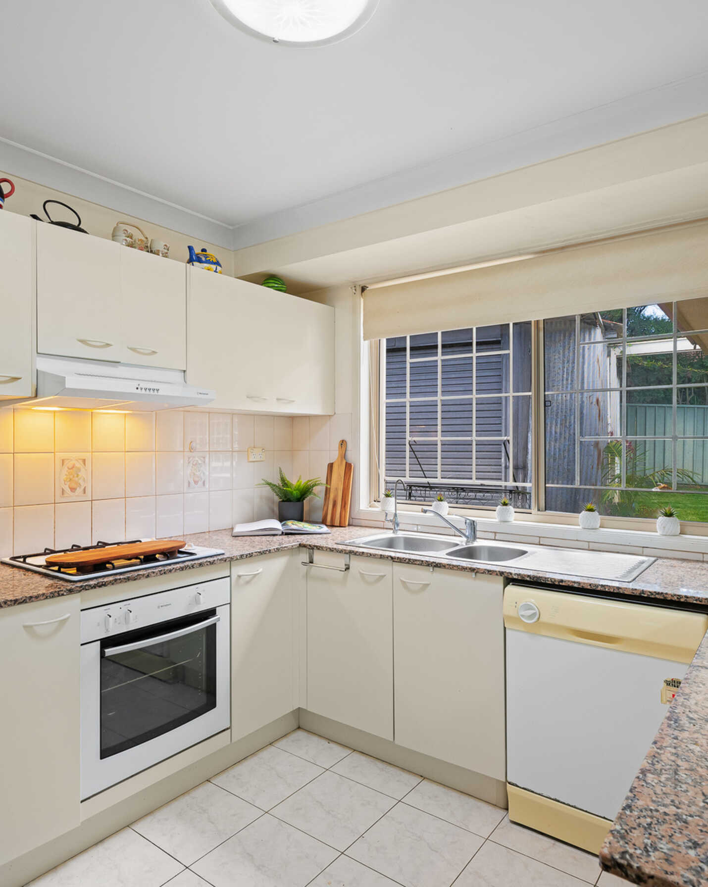 72 Canterbury Road Hurlstone Park, Park - Thumbnail 4