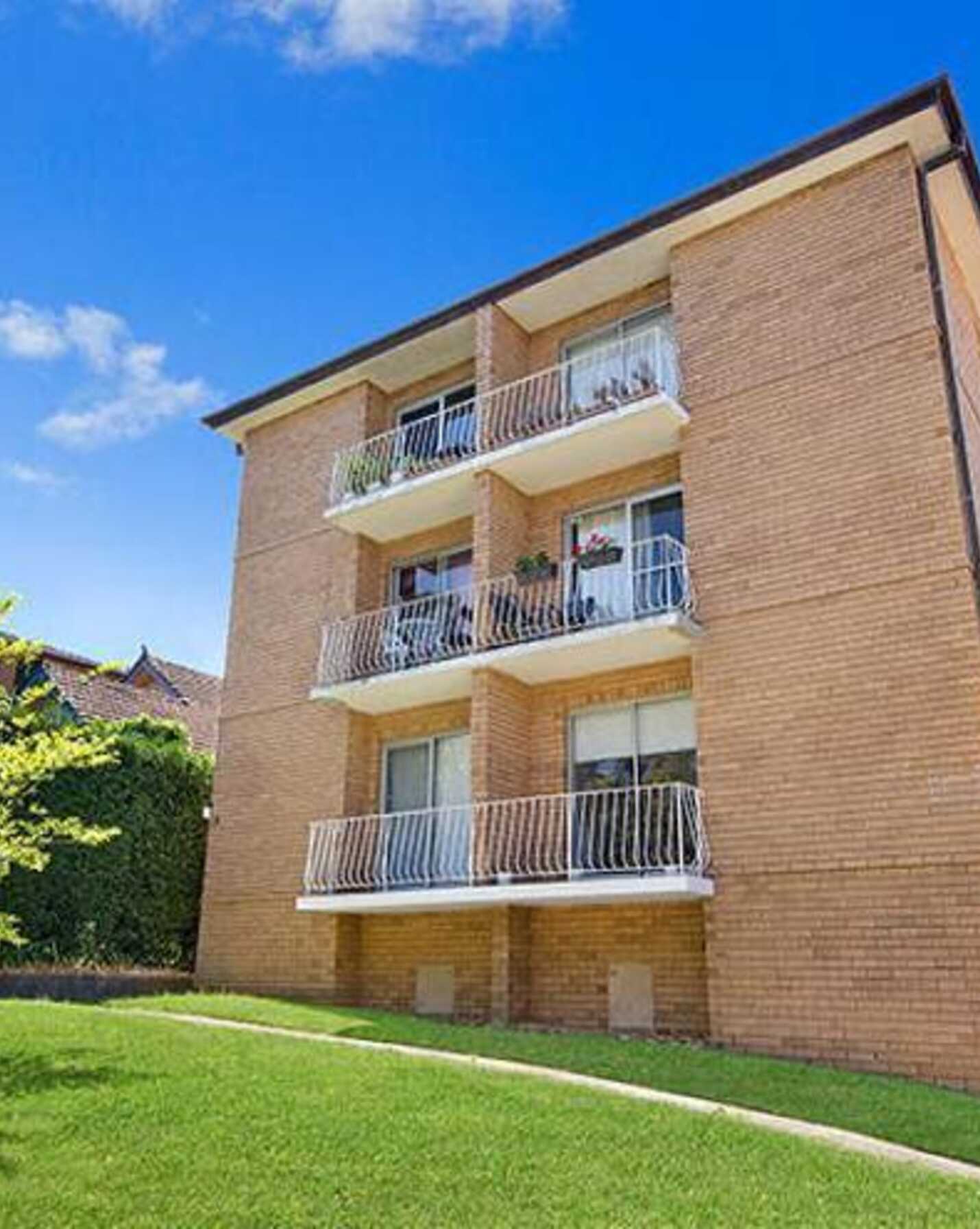 7/19 Shirley Road Wollstonecraft, Wollstonecraft - Image 1