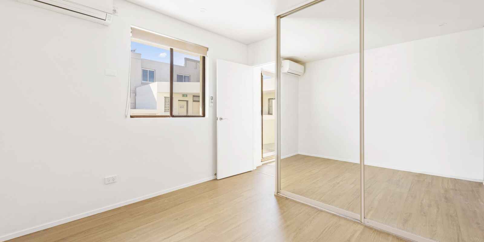 22/164 Campbell Parade Bondi Beach