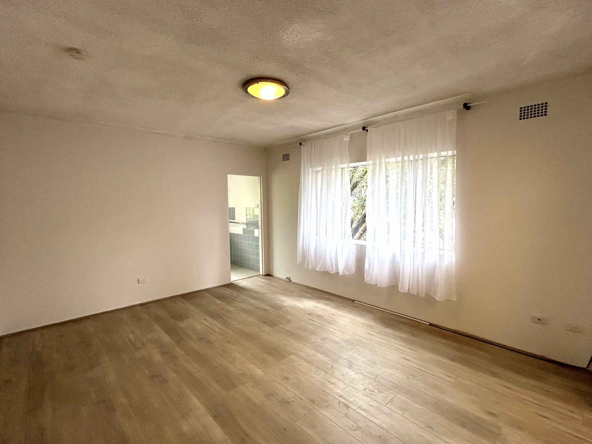 15/29 Myra Road Dulwich Hill