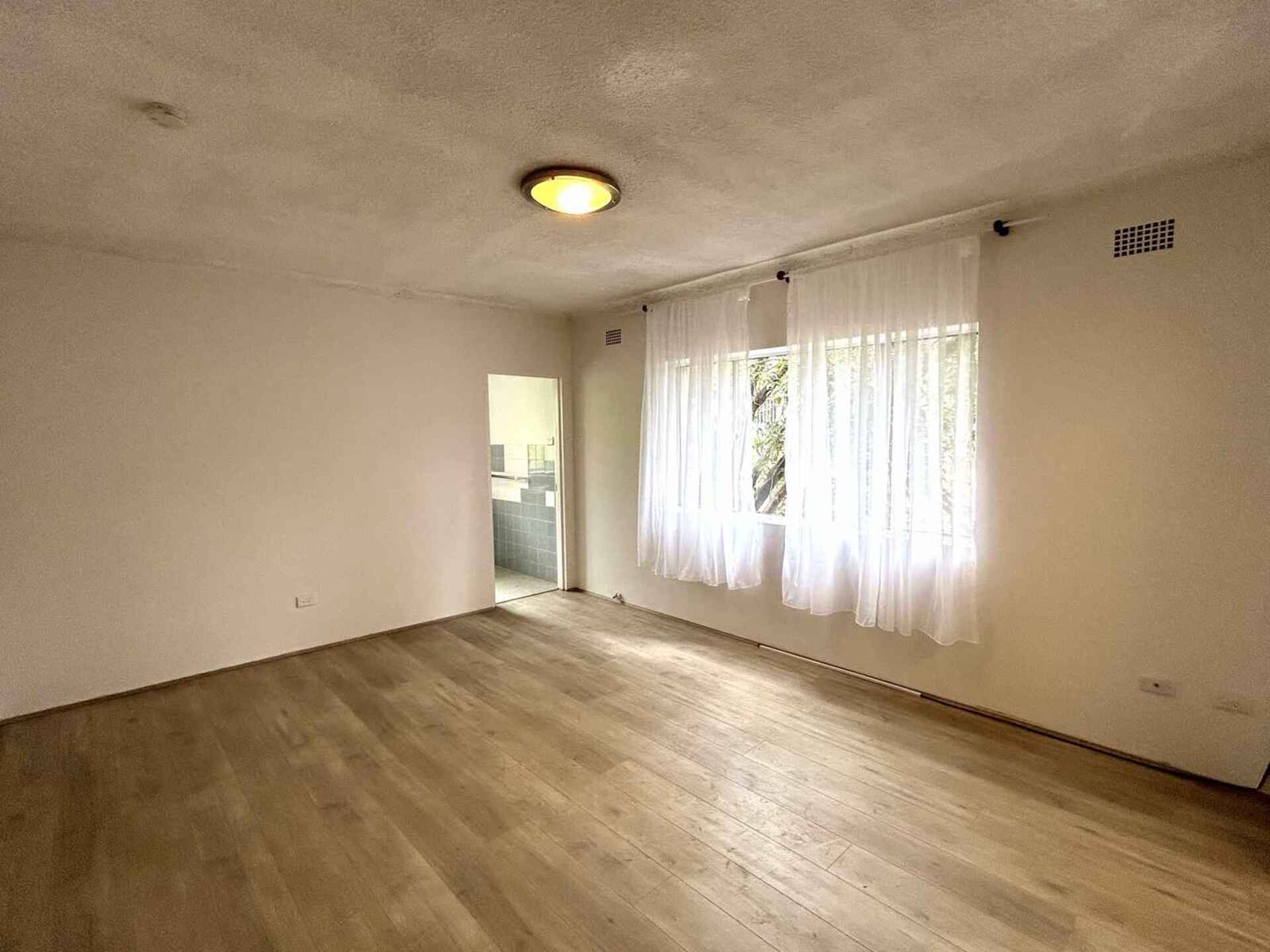 15/29 Myra Road Dulwich Hill