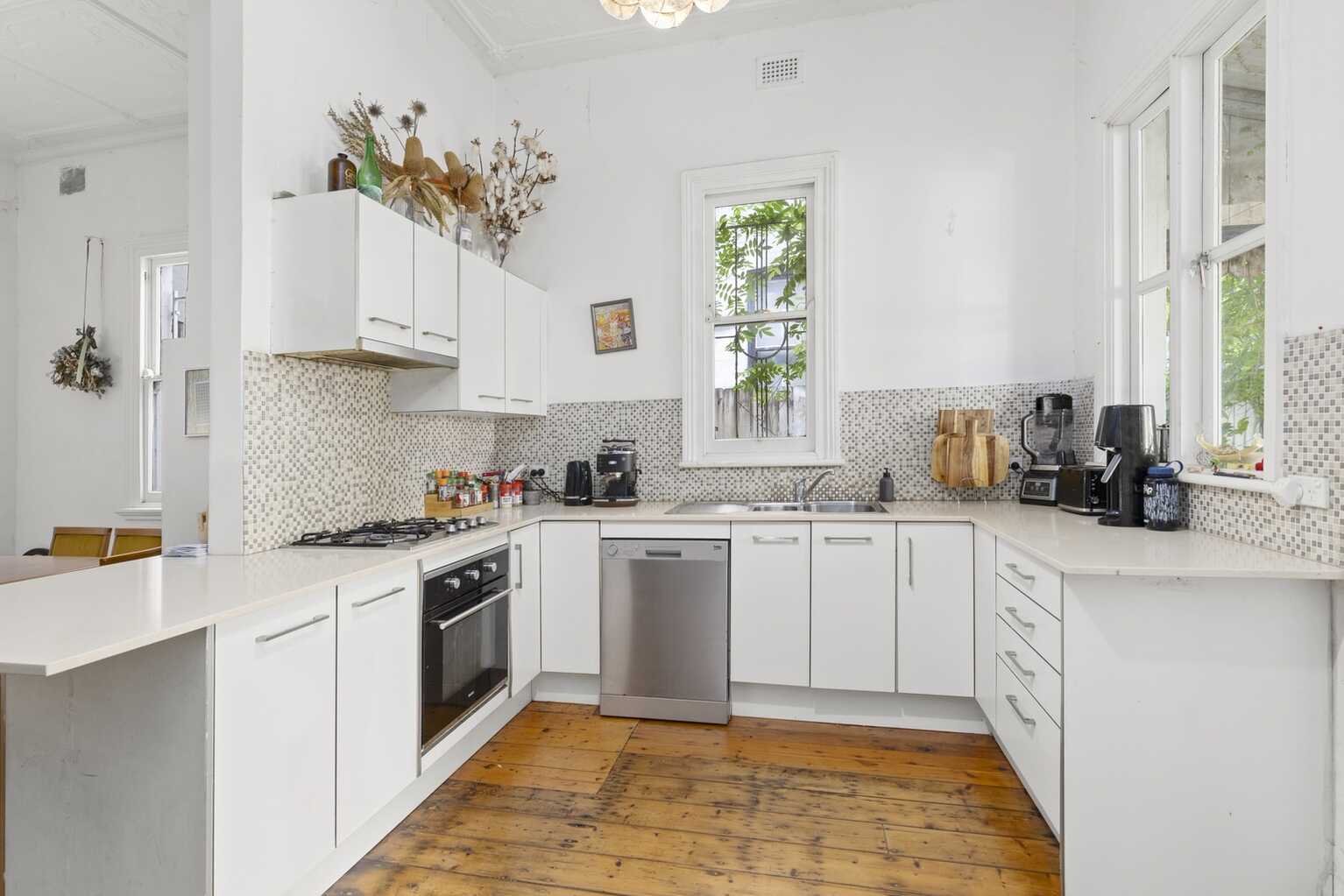 74 New Canterbury Road Petersham