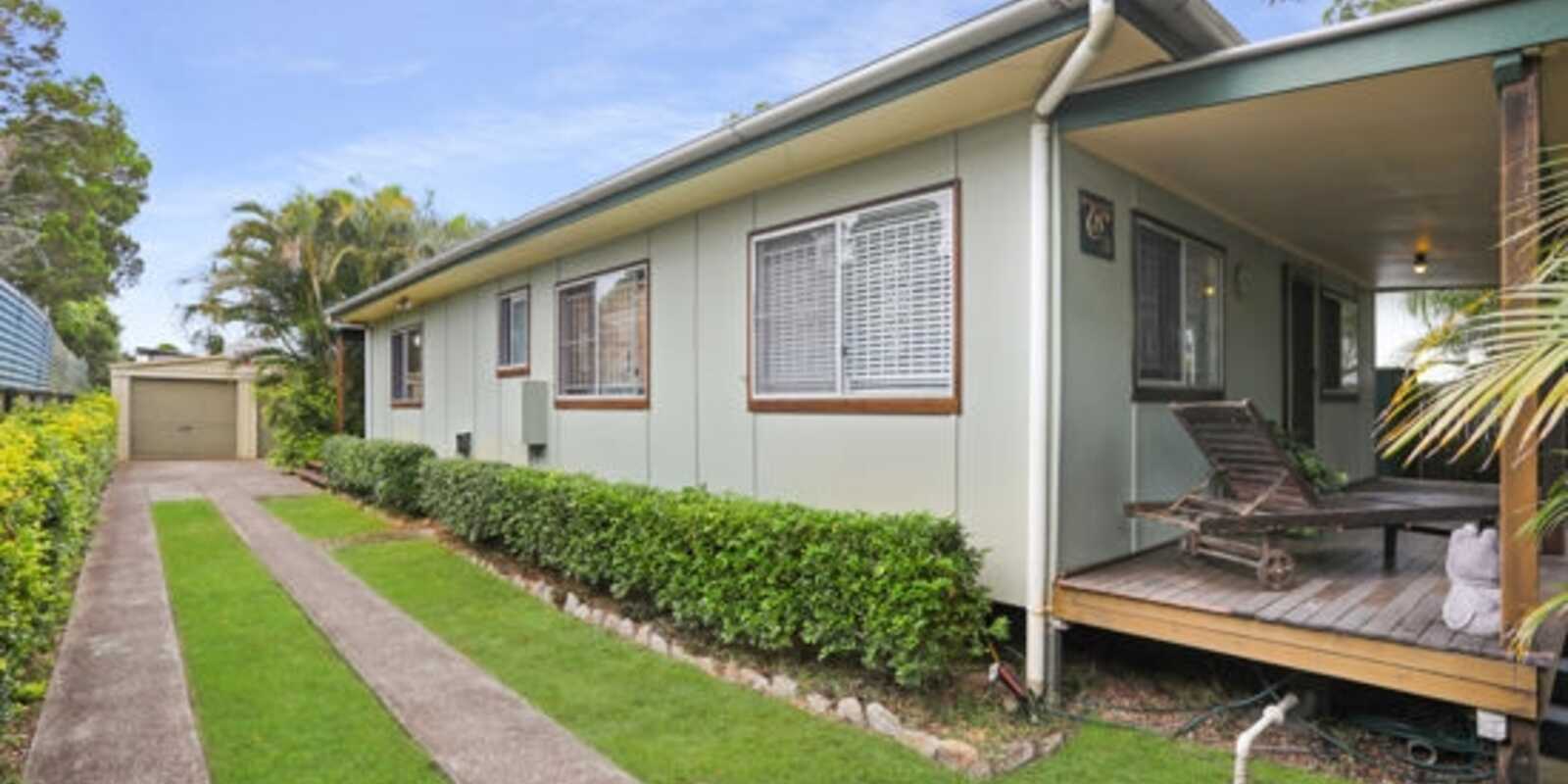 21 Bonham St Bongaree 21 Bonham St Bongaree