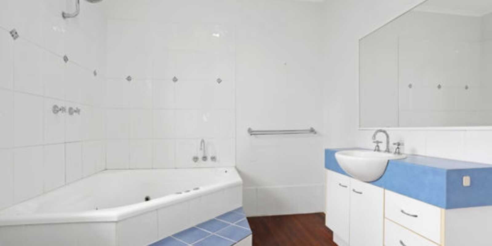 21 Bonham St Bongaree 21 Bonham St Bongaree