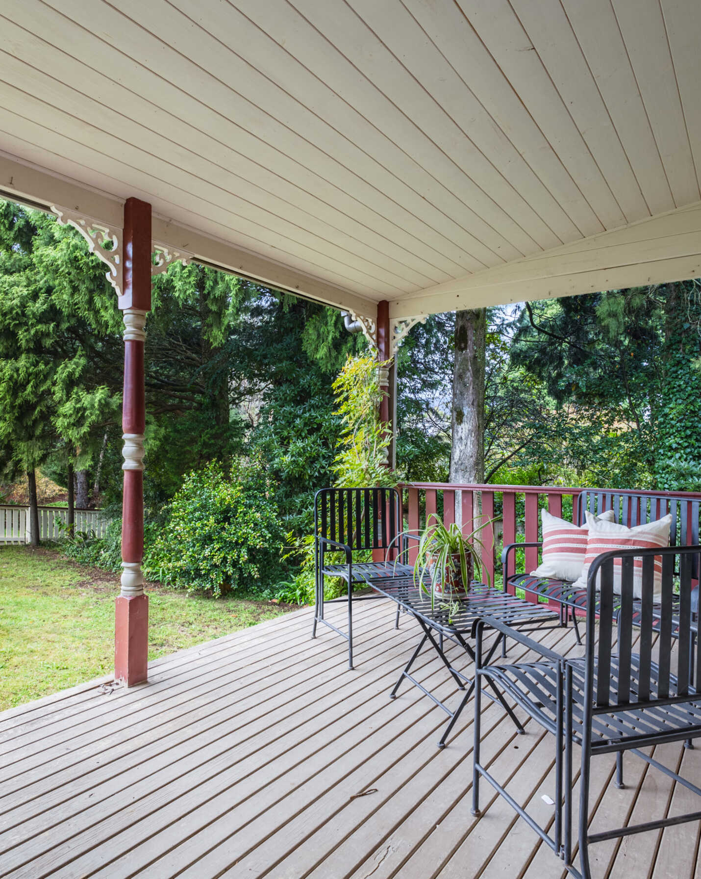 13 Chelmsford Avenue Blackheath, Blackheath - Thumbnail 3