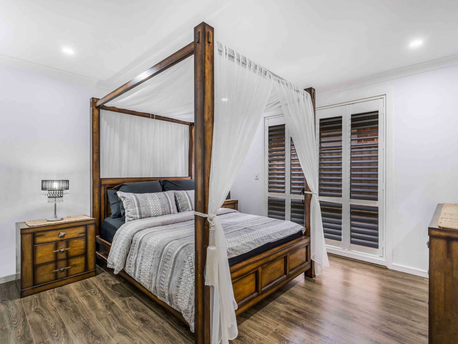 217 Whitford Road Green Valley 217 Whitford Road Green Valley