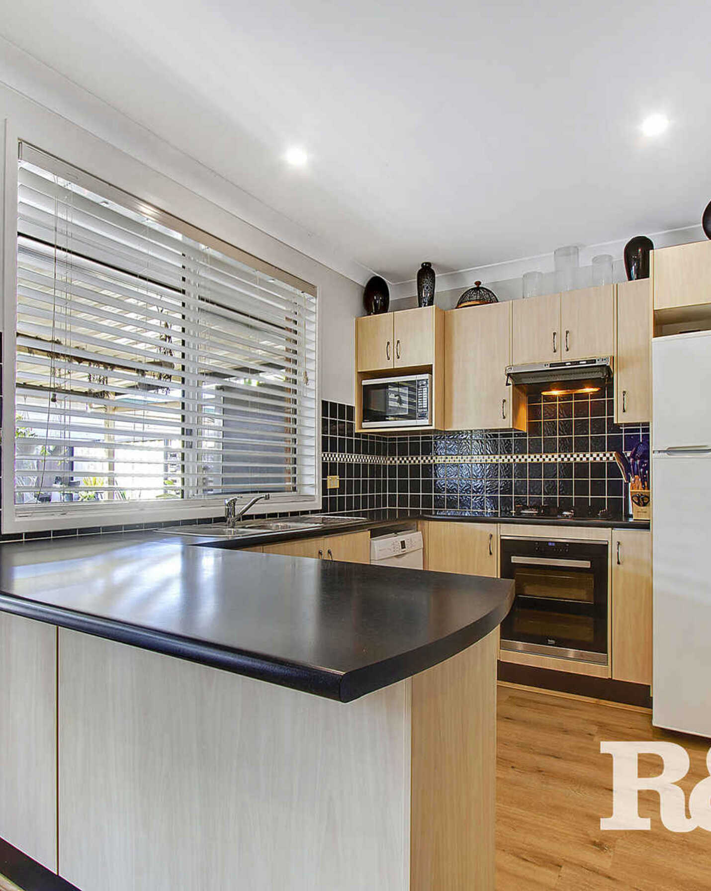 137 Stockholm Avenue Hassall Grove, Grove - Thumbnail 2