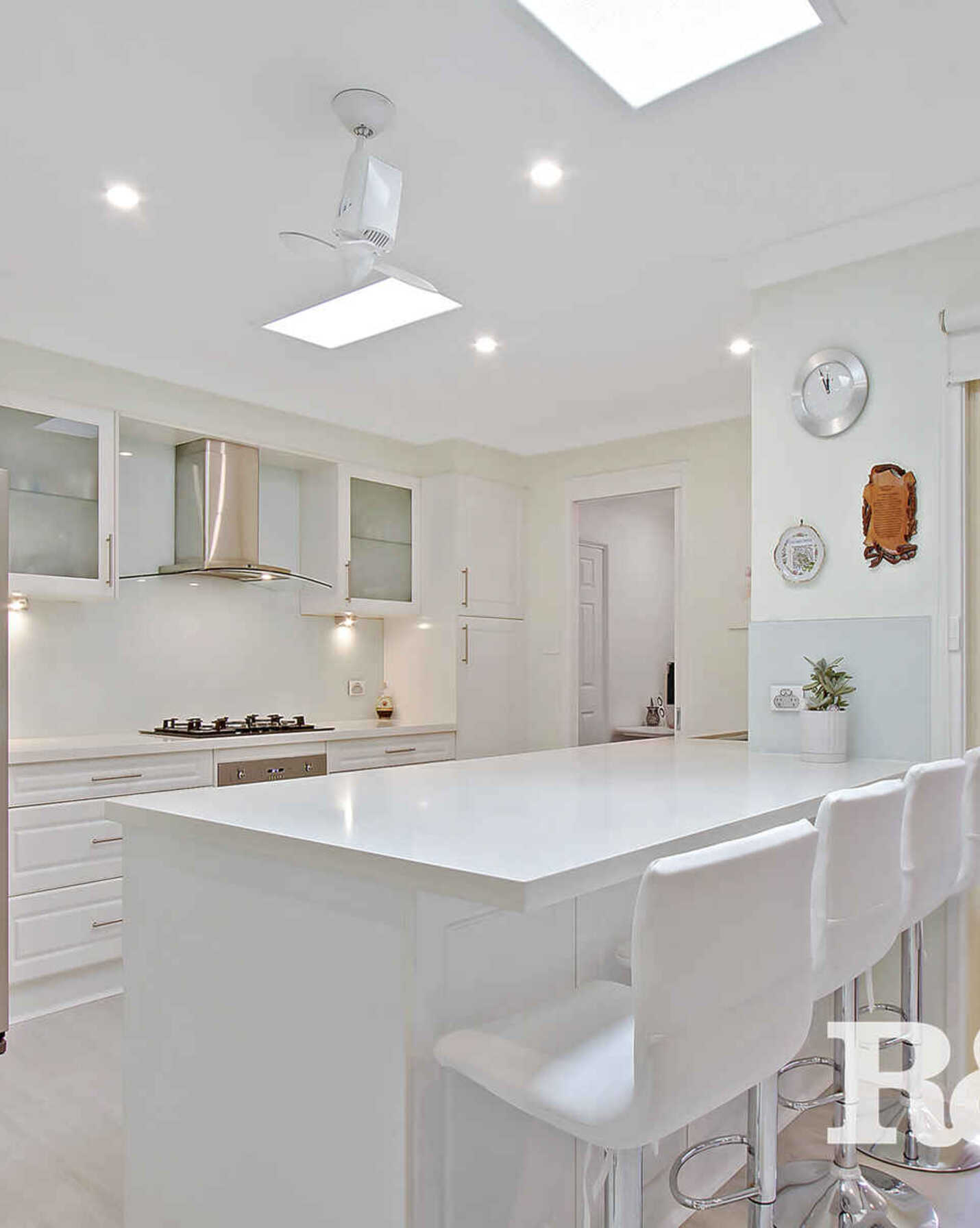 11 MacKillop Place Erskine Park, Park - Thumbnail 2