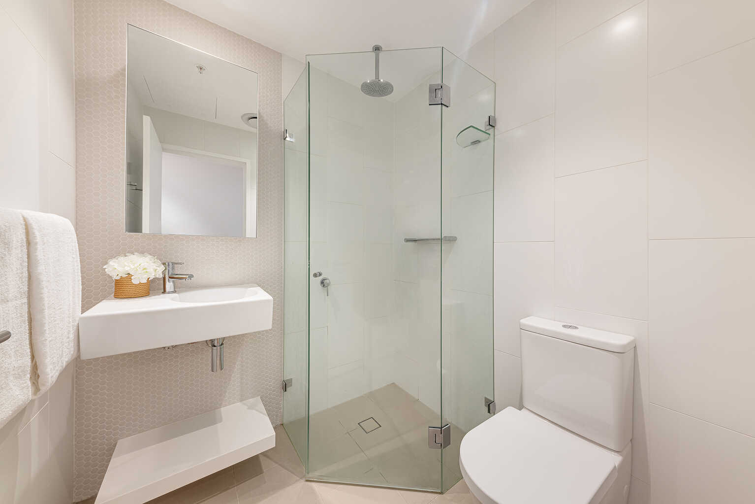 1609/221 Miller Street North Sydney 1609/221 Miller Street North Sydney