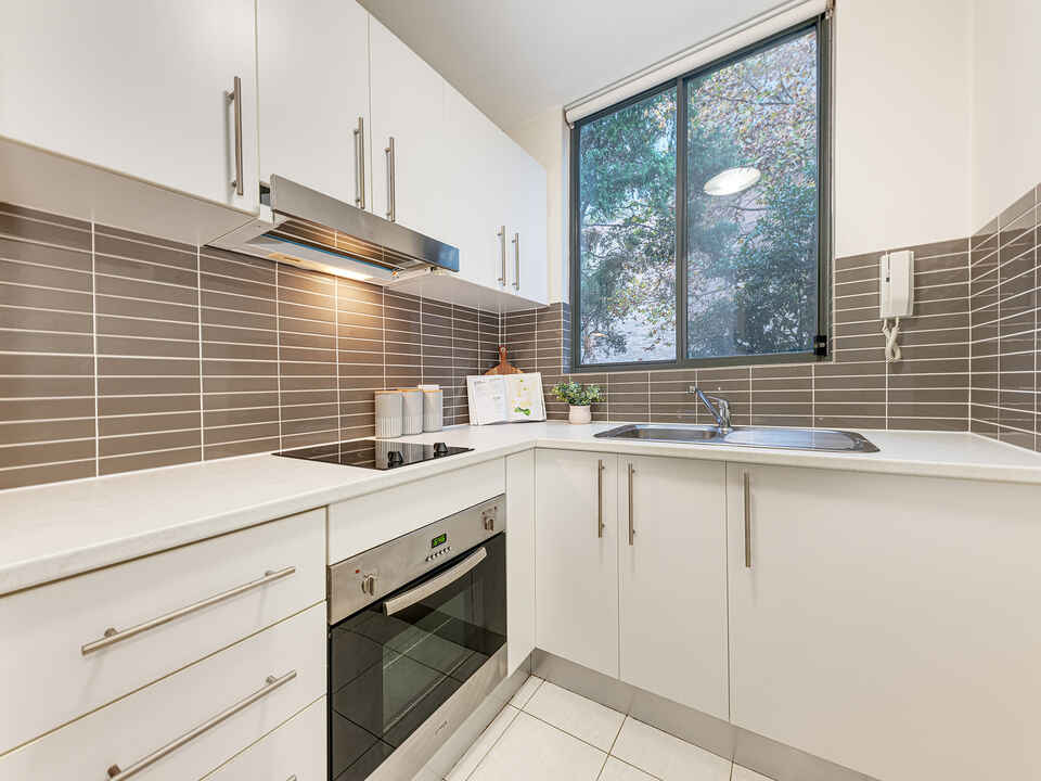 9/2-4 Berry Street North Sydney