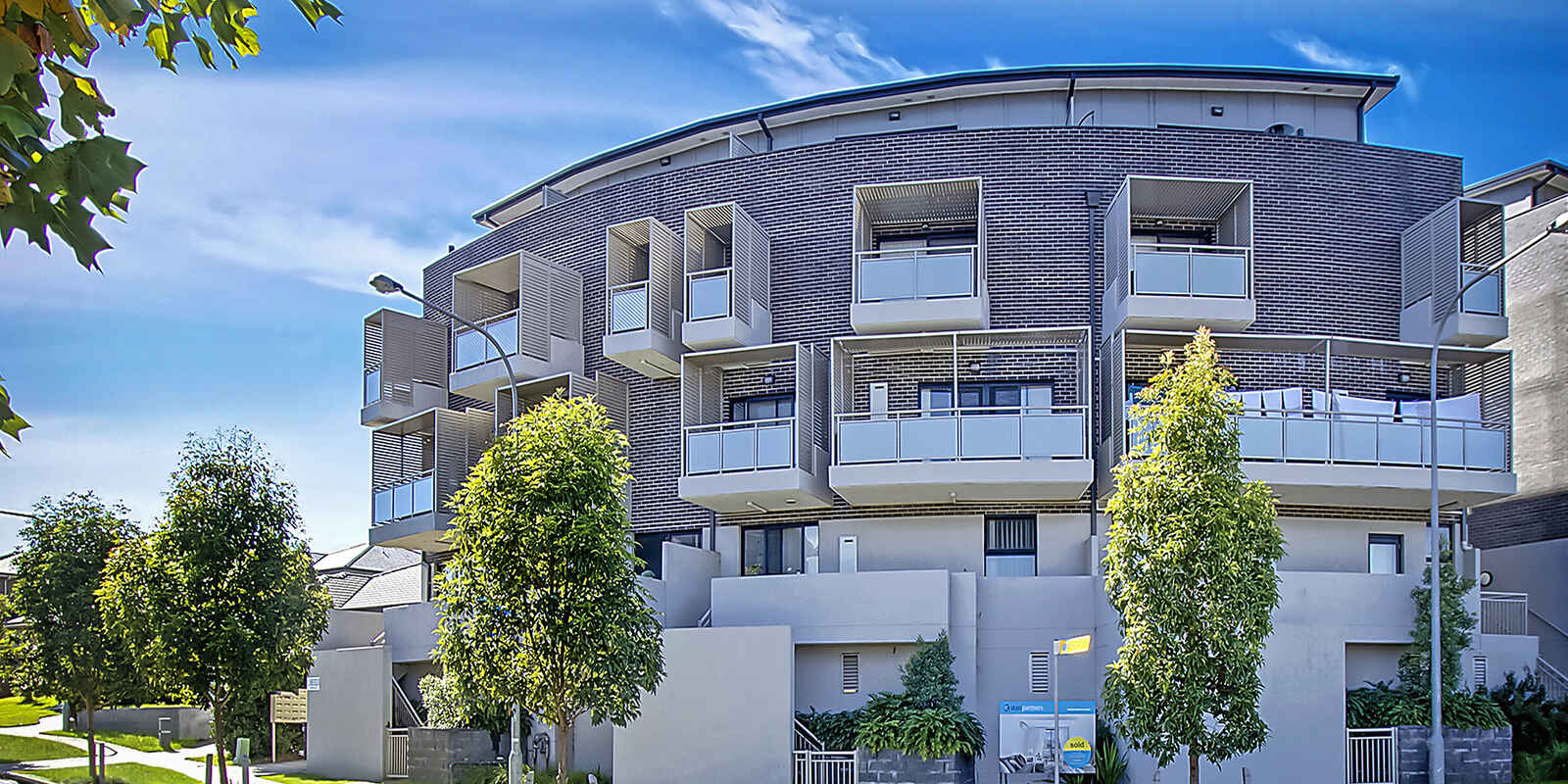 15/1 Glenmore Ridge Drive Glenmore Park