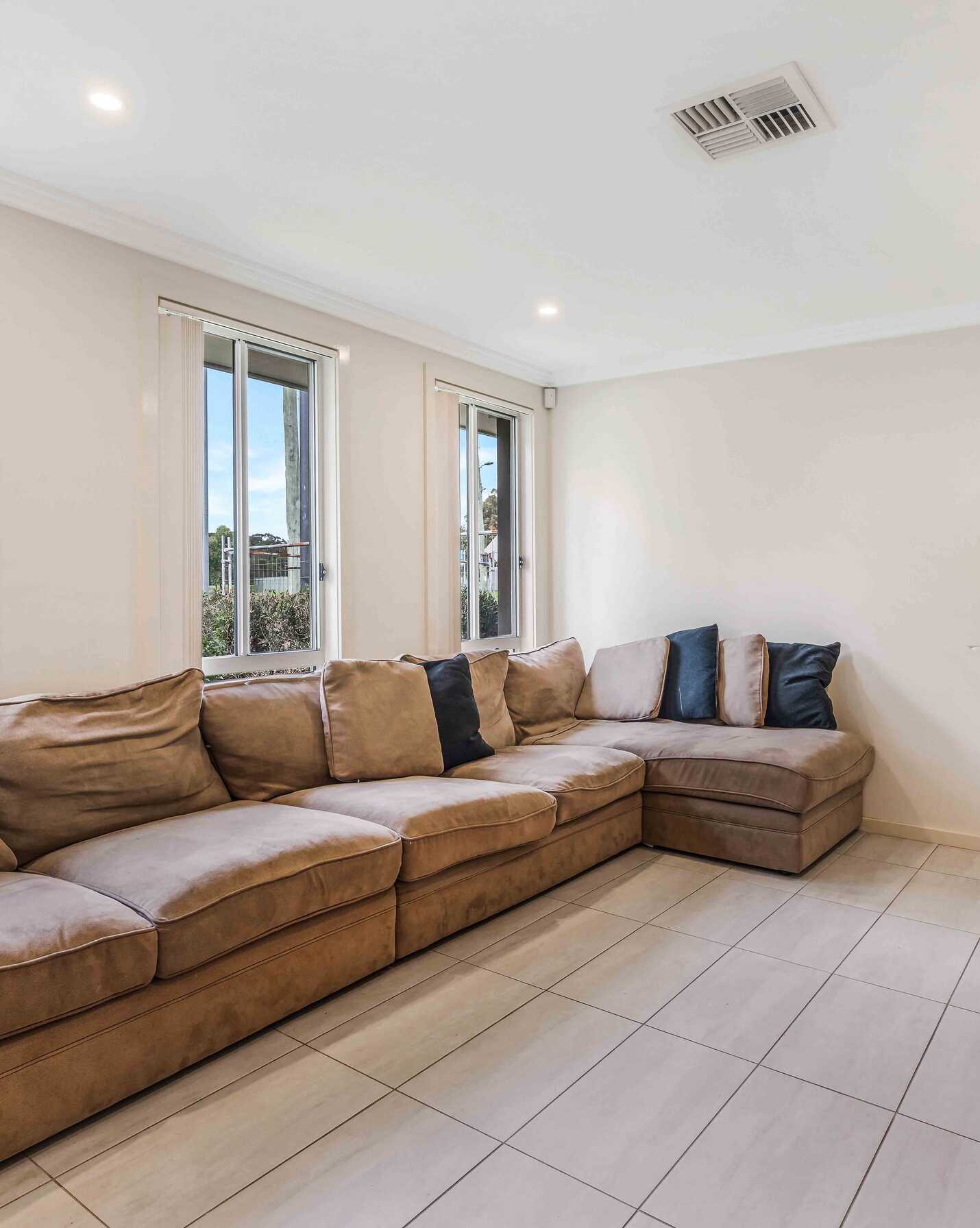 27 First Avenue Hoxton Park, Park - Thumbnail 3