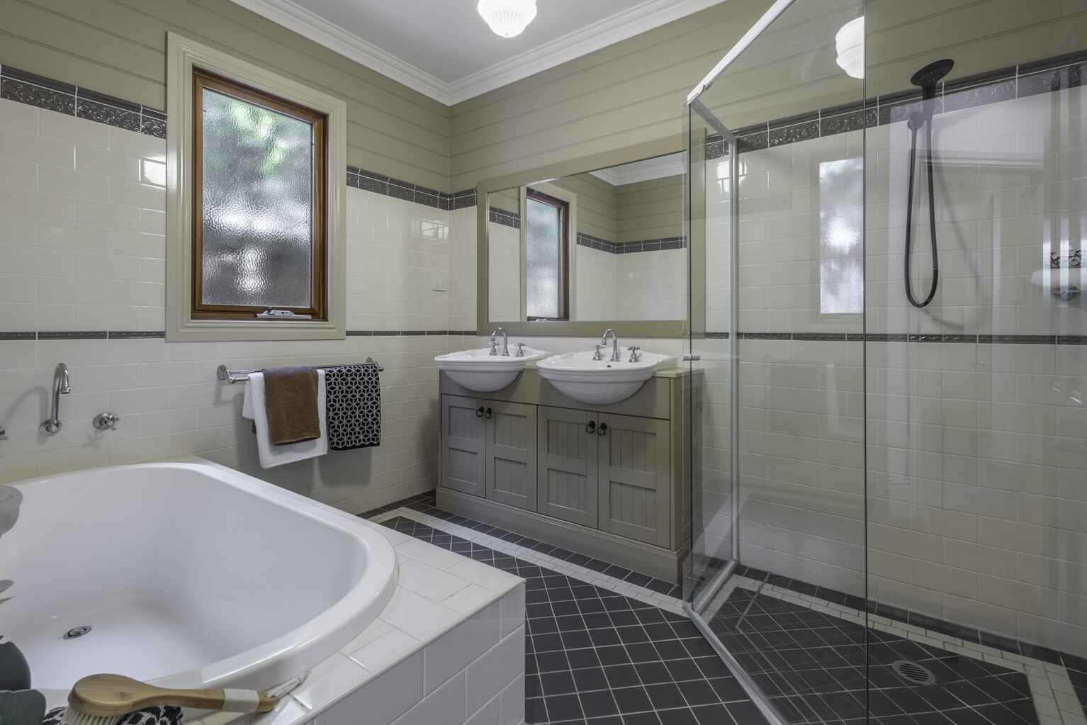 17 Chelmsford Avenue Blackheath