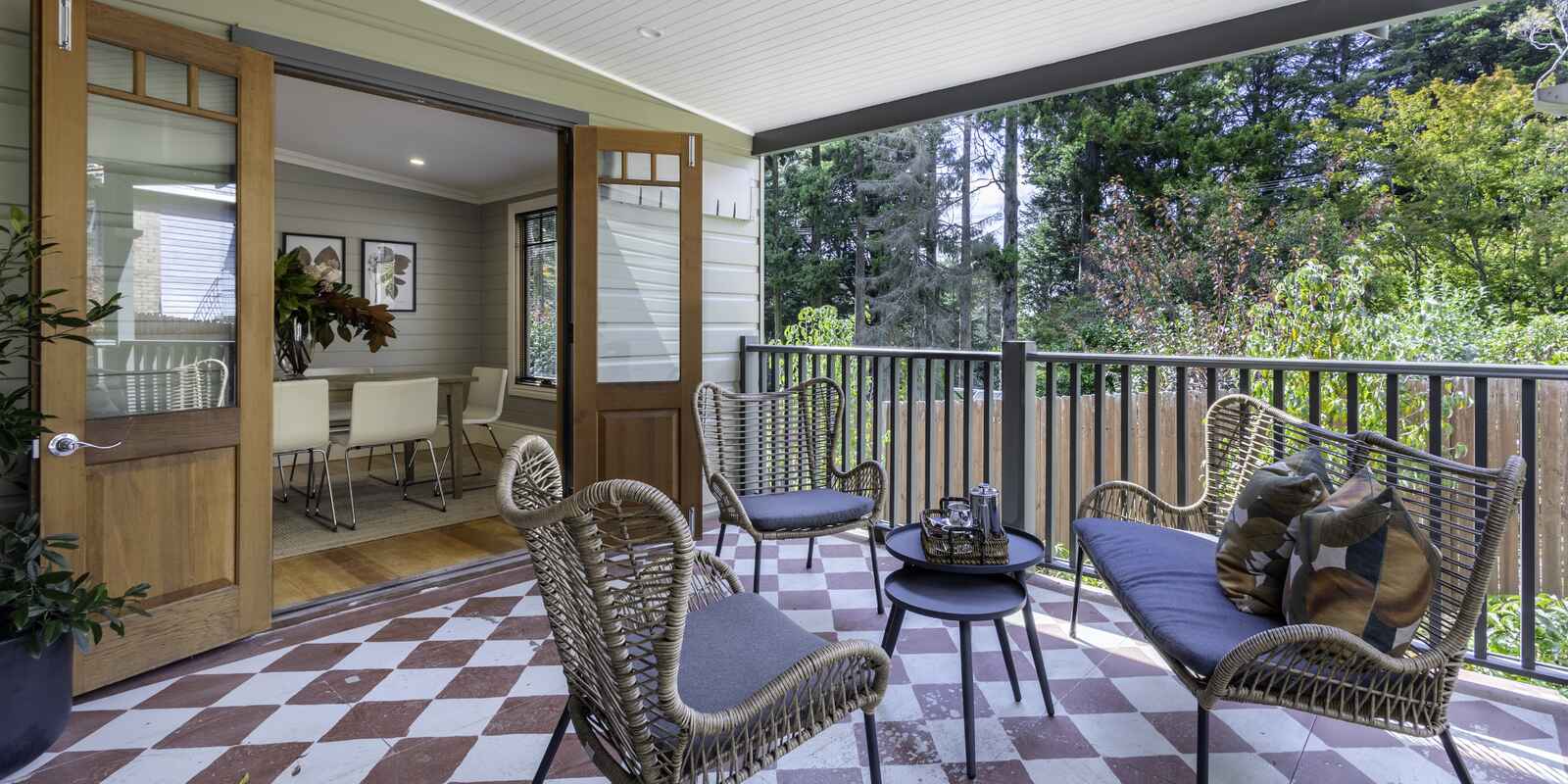 17 Chelmsford Avenue Blackheath